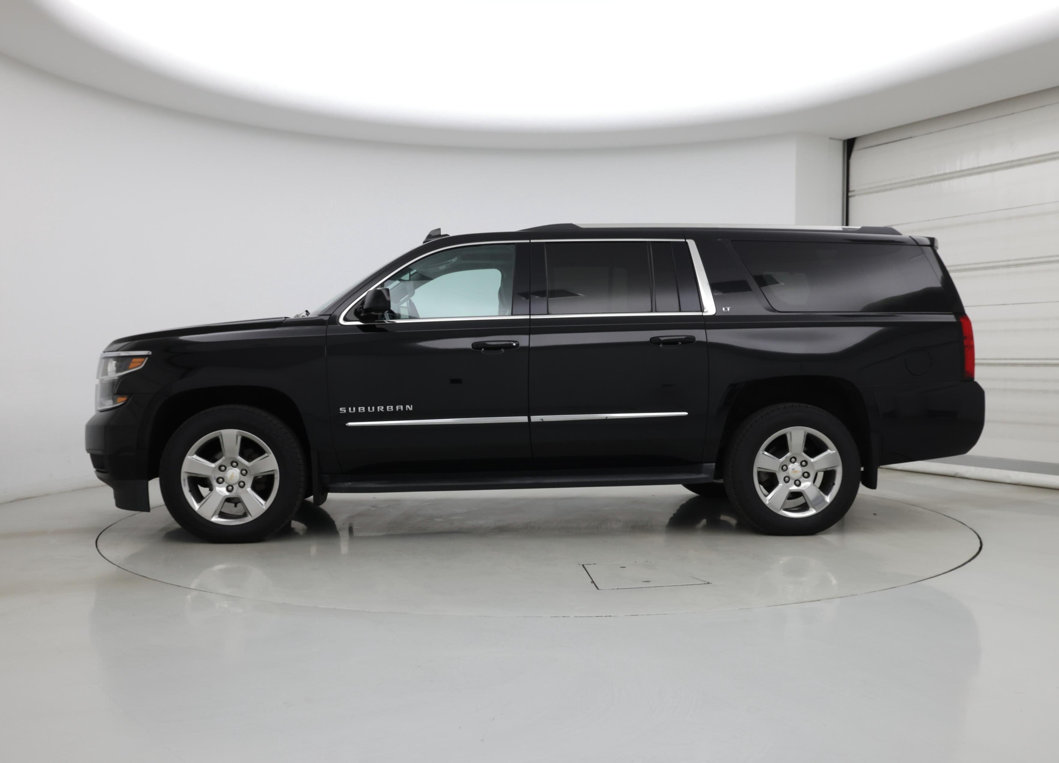 Thumbnail: 2020 Chevrolet Suburban - 3