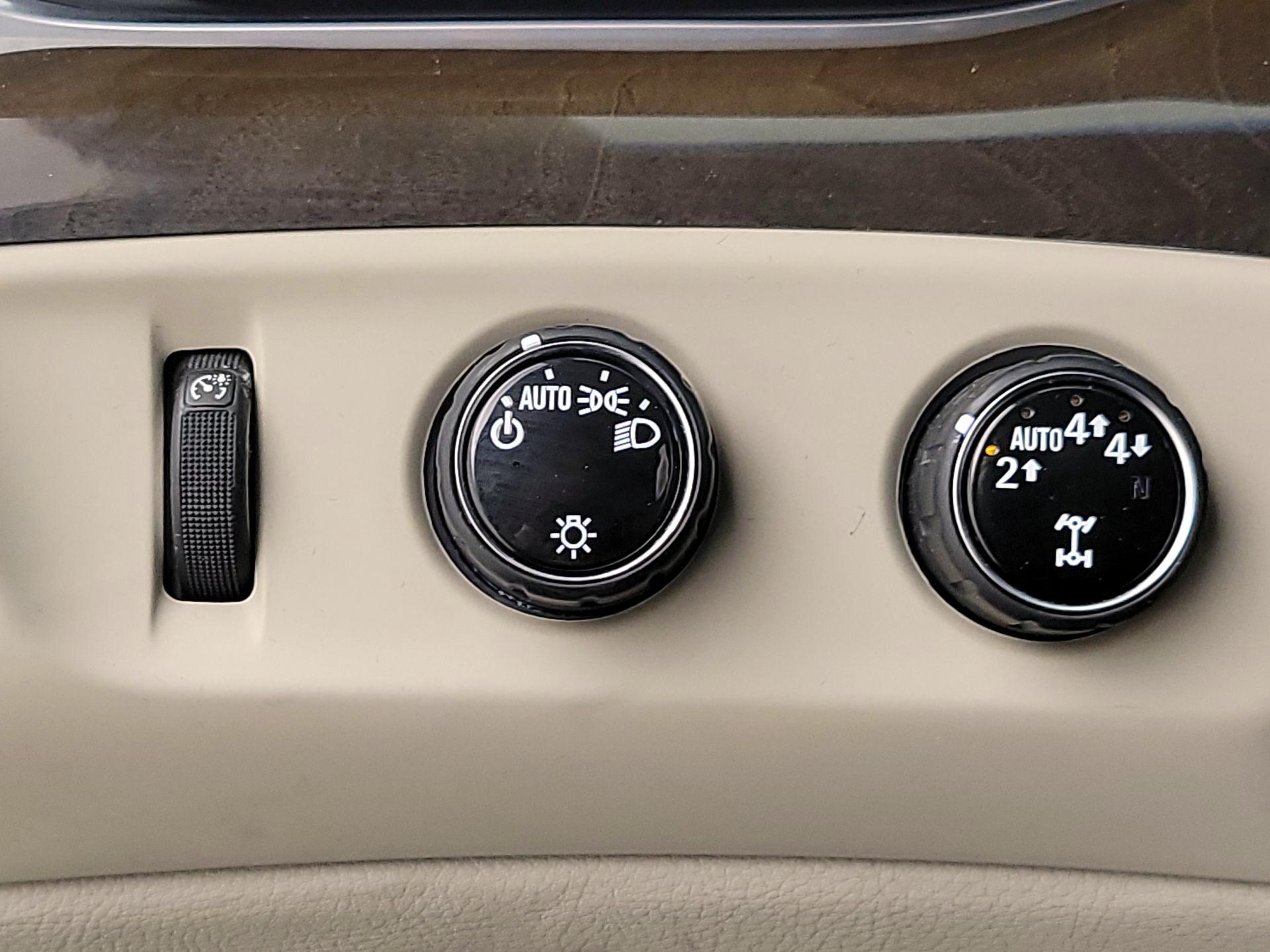 Thumbnail: 2019 Cadillac Escalade - 13