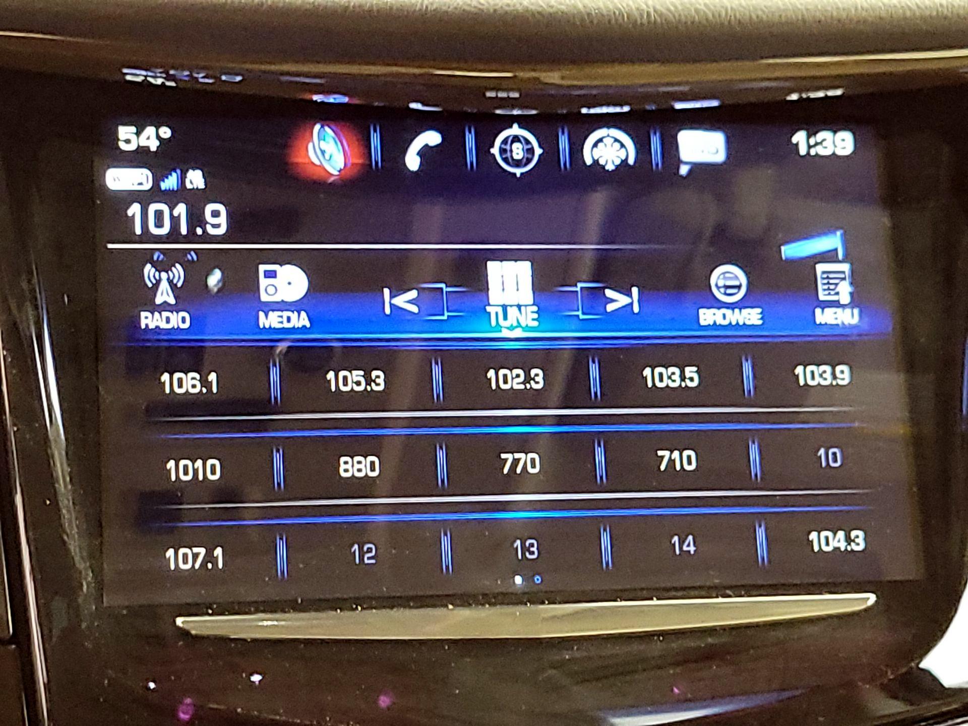 Thumbnail: 2019 Cadillac Escalade - 16