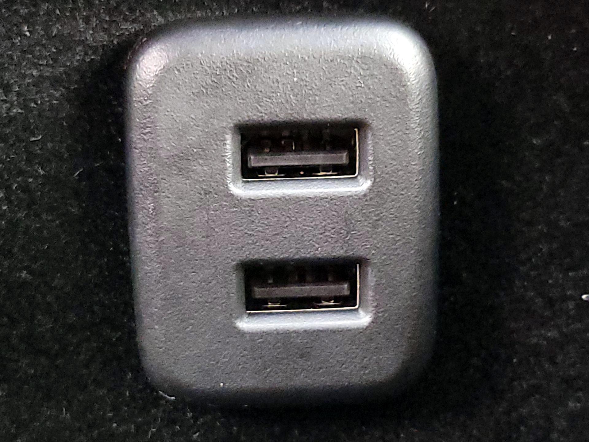 Thumbnail: 2019 Cadillac Escalade - 19