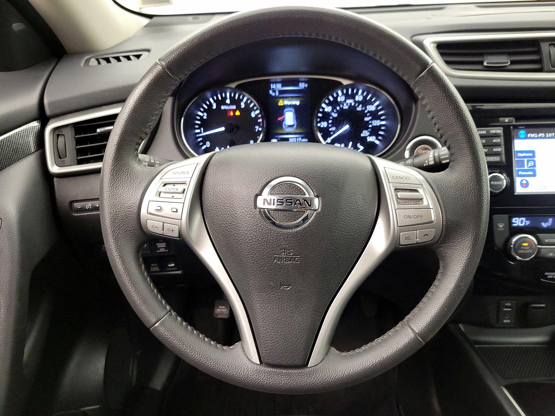 Thumbnail: 2016 Nissan Rogue - 10