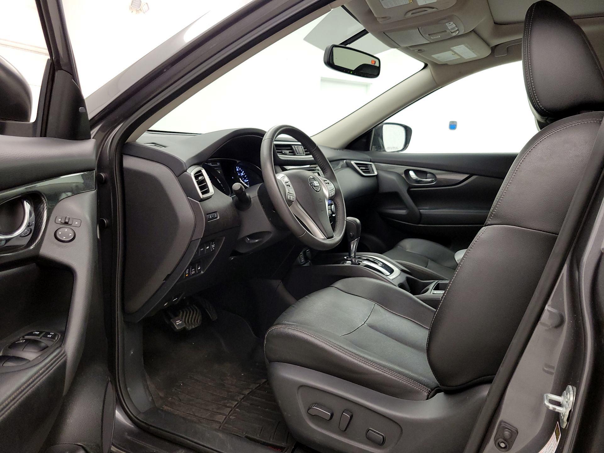 Thumbnail: 2016 Nissan Rogue - 11