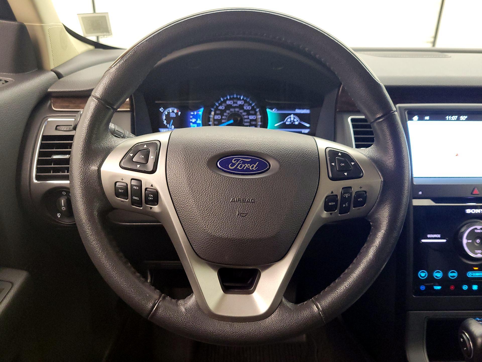 Thumbnail: 2017 Ford Flex - 10