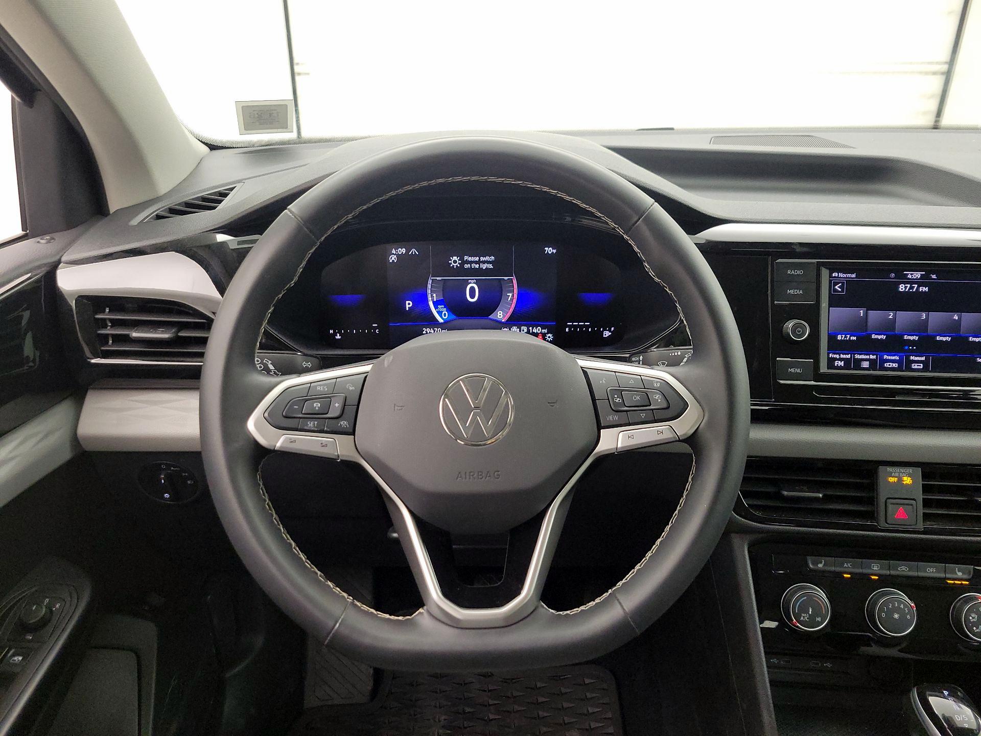 Thumbnail: 2024 Volkswagen Taos - 10