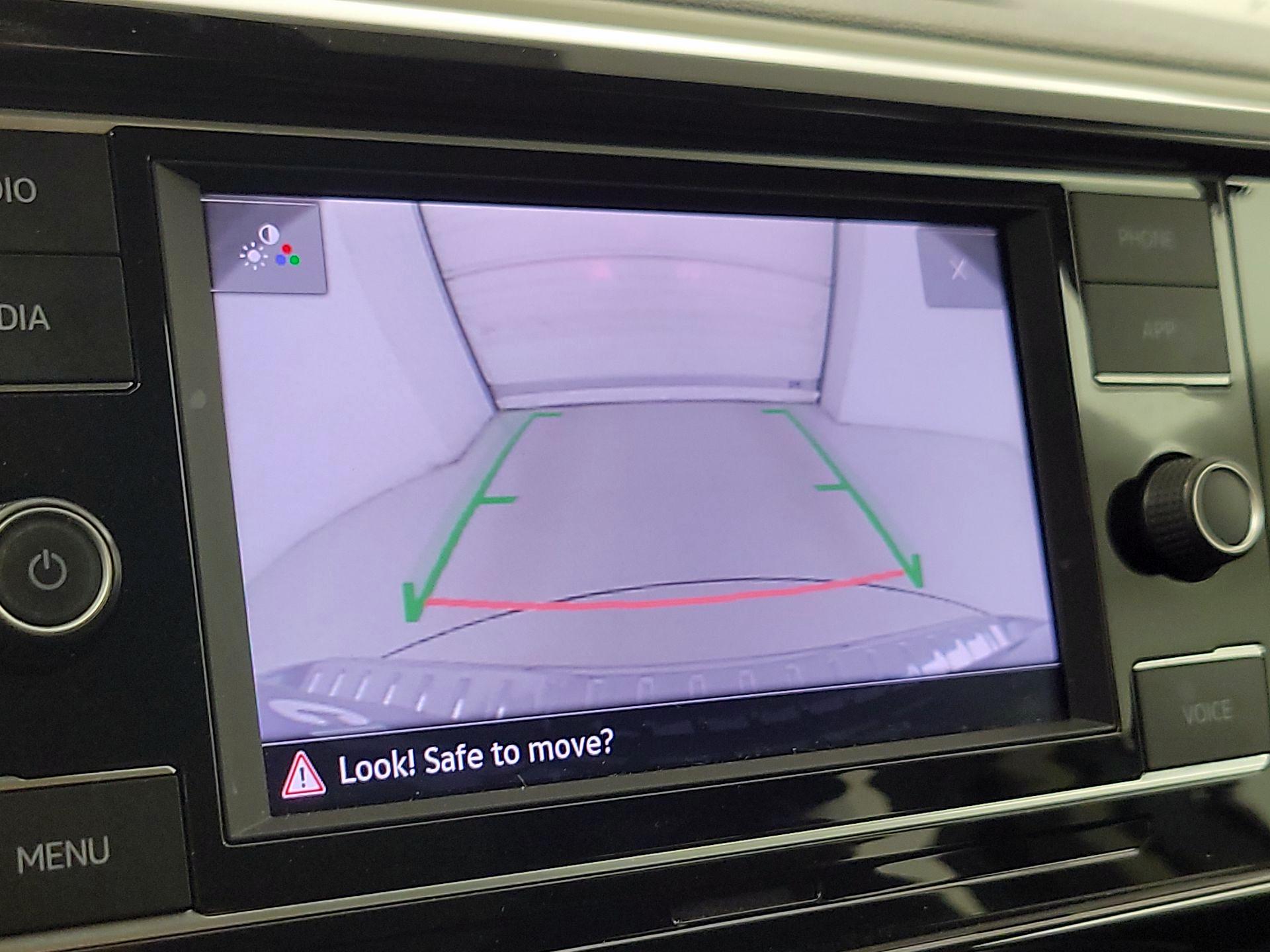 Thumbnail: 2024 Volkswagen Taos - 14