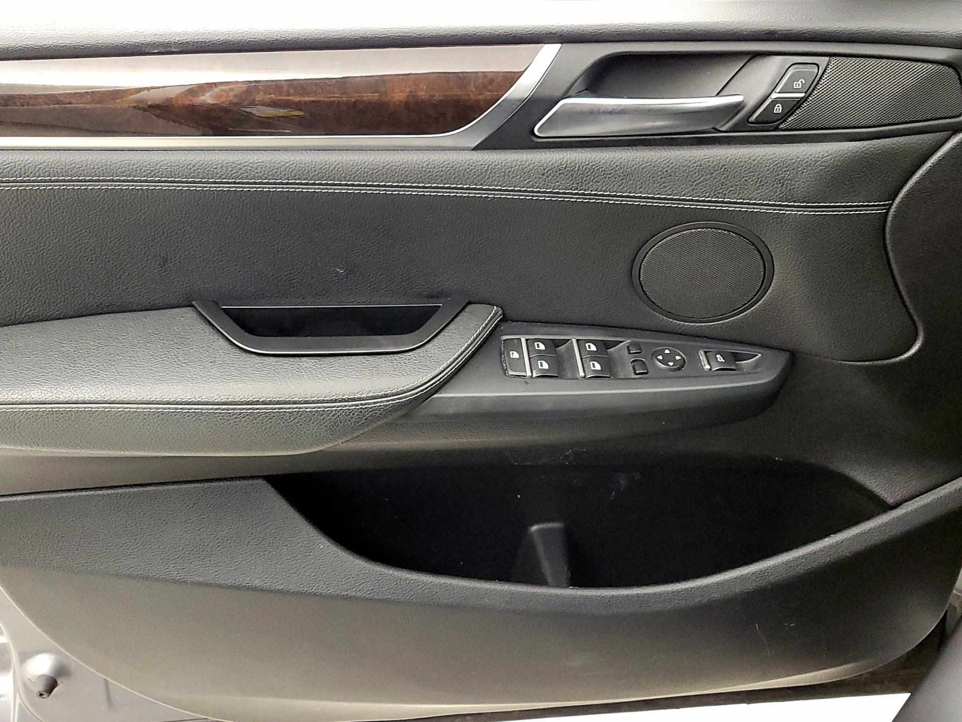 Thumbnail: 2016 BMW X3 - 12