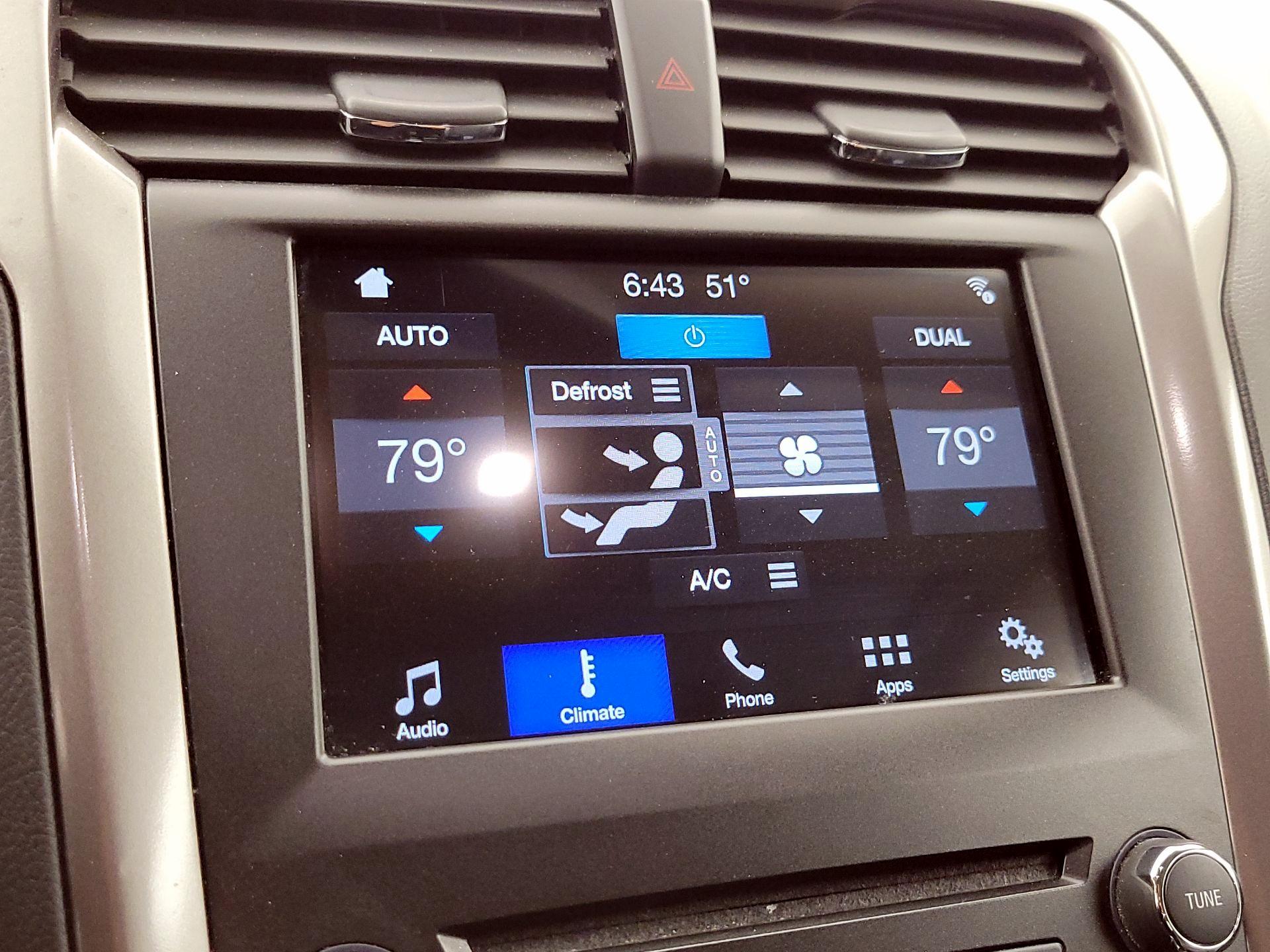 Thumbnail: 2017 Ford Fusion - 16