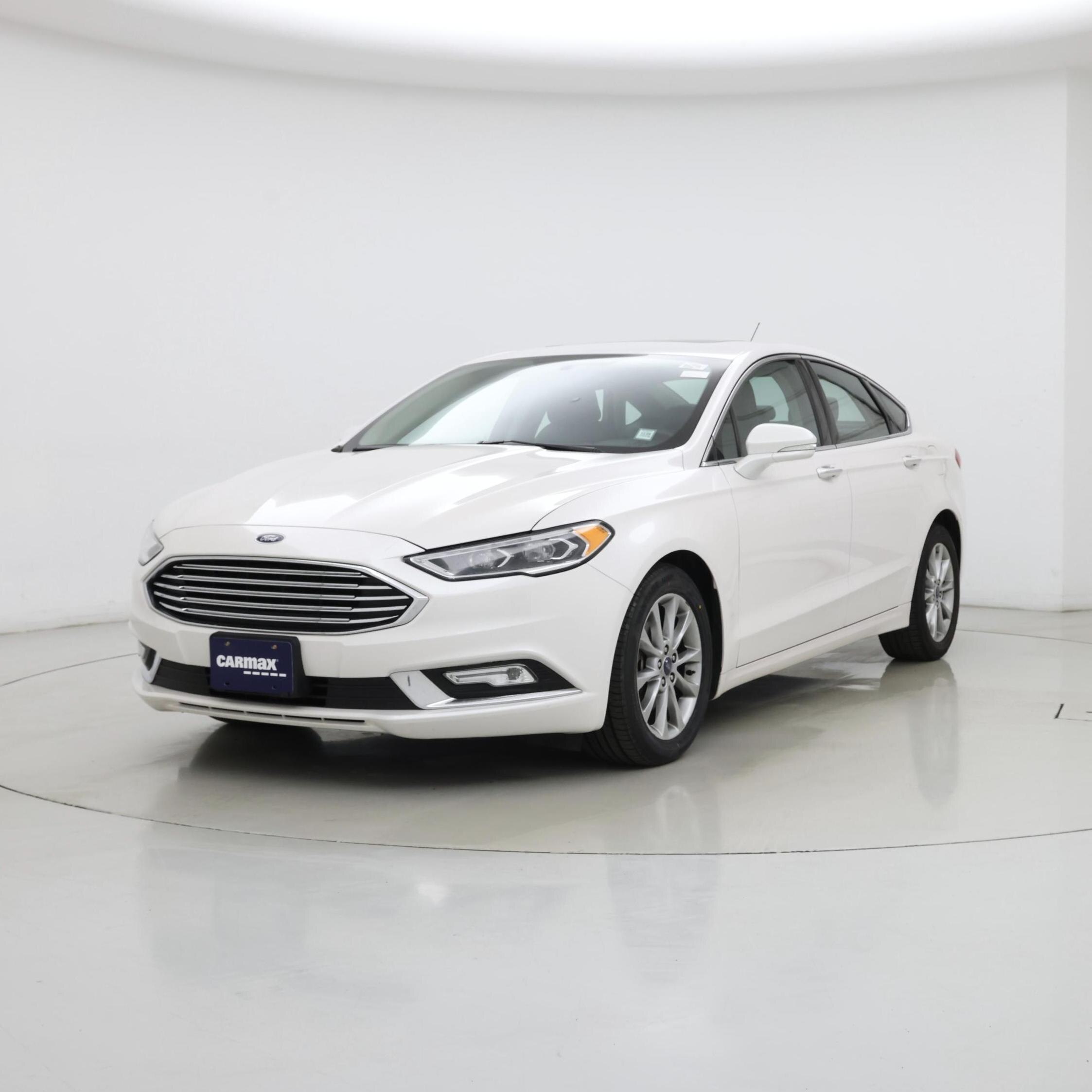 Thumbnail: 2017 Ford Fusion - 4