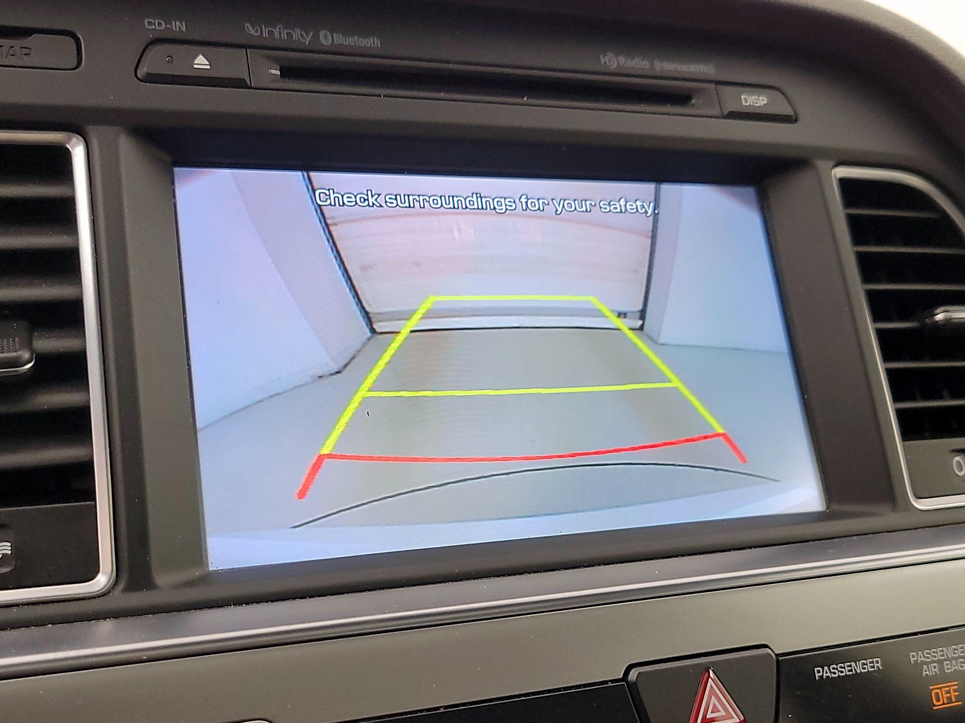 Thumbnail: 2017 Hyundai Sonata - 15