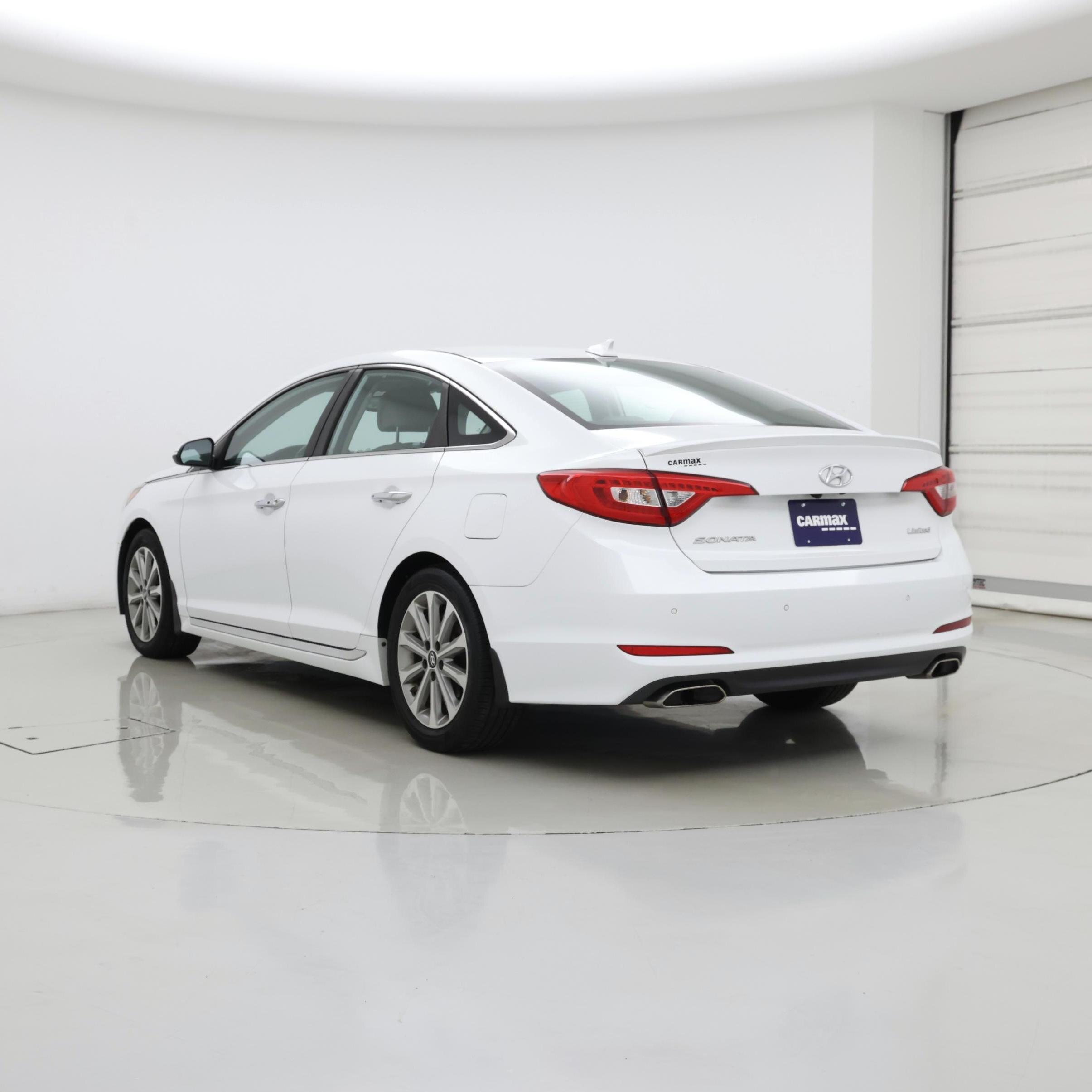 Thumbnail: 2017 Hyundai Sonata - 2