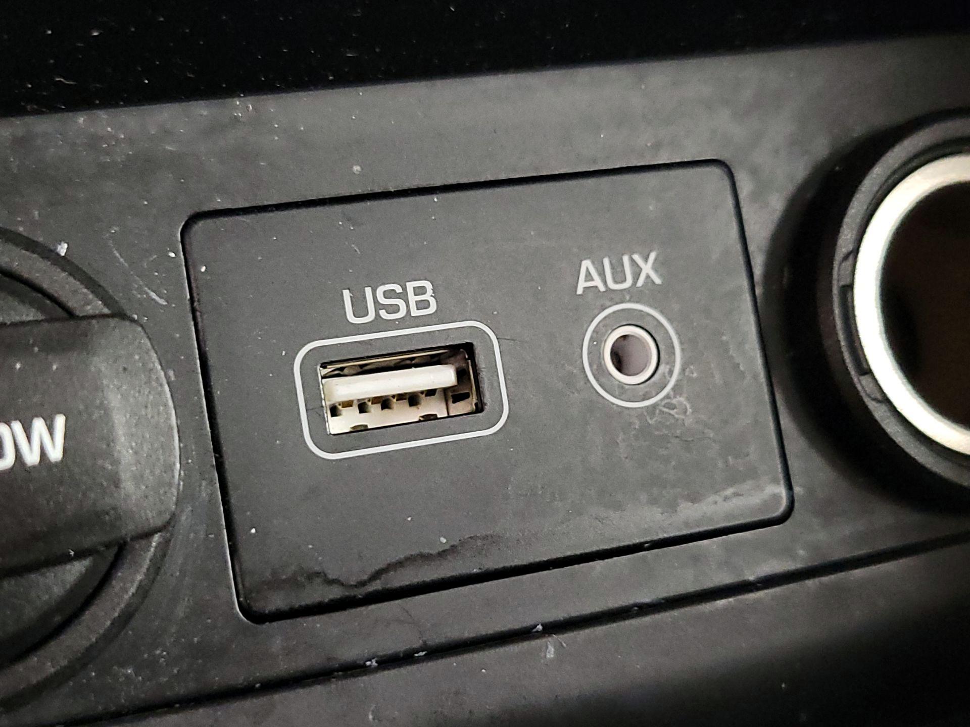 Thumbnail: 2017 Hyundai Sonata - 19