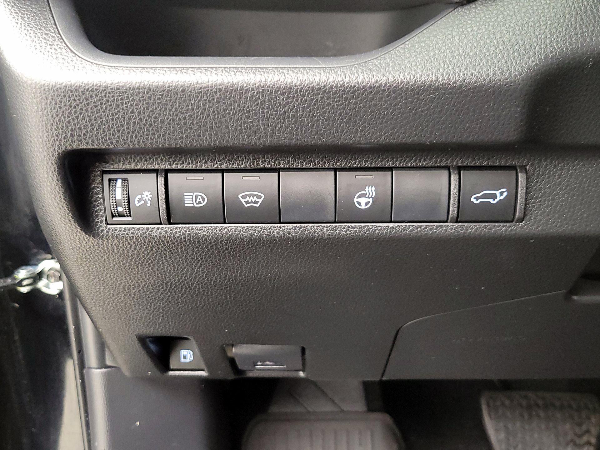 Thumbnail: 2024 Toyota RAV4 - 13