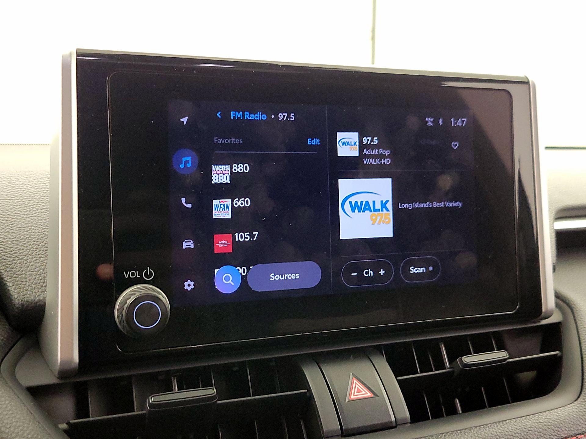 Thumbnail: 2024 Toyota RAV4 - 15