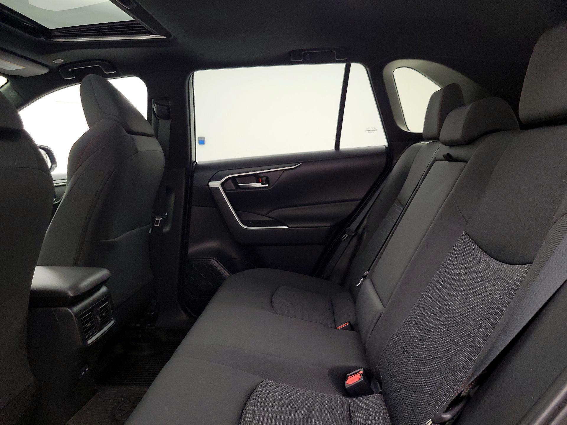 Thumbnail: 2024 Toyota RAV4 - 20