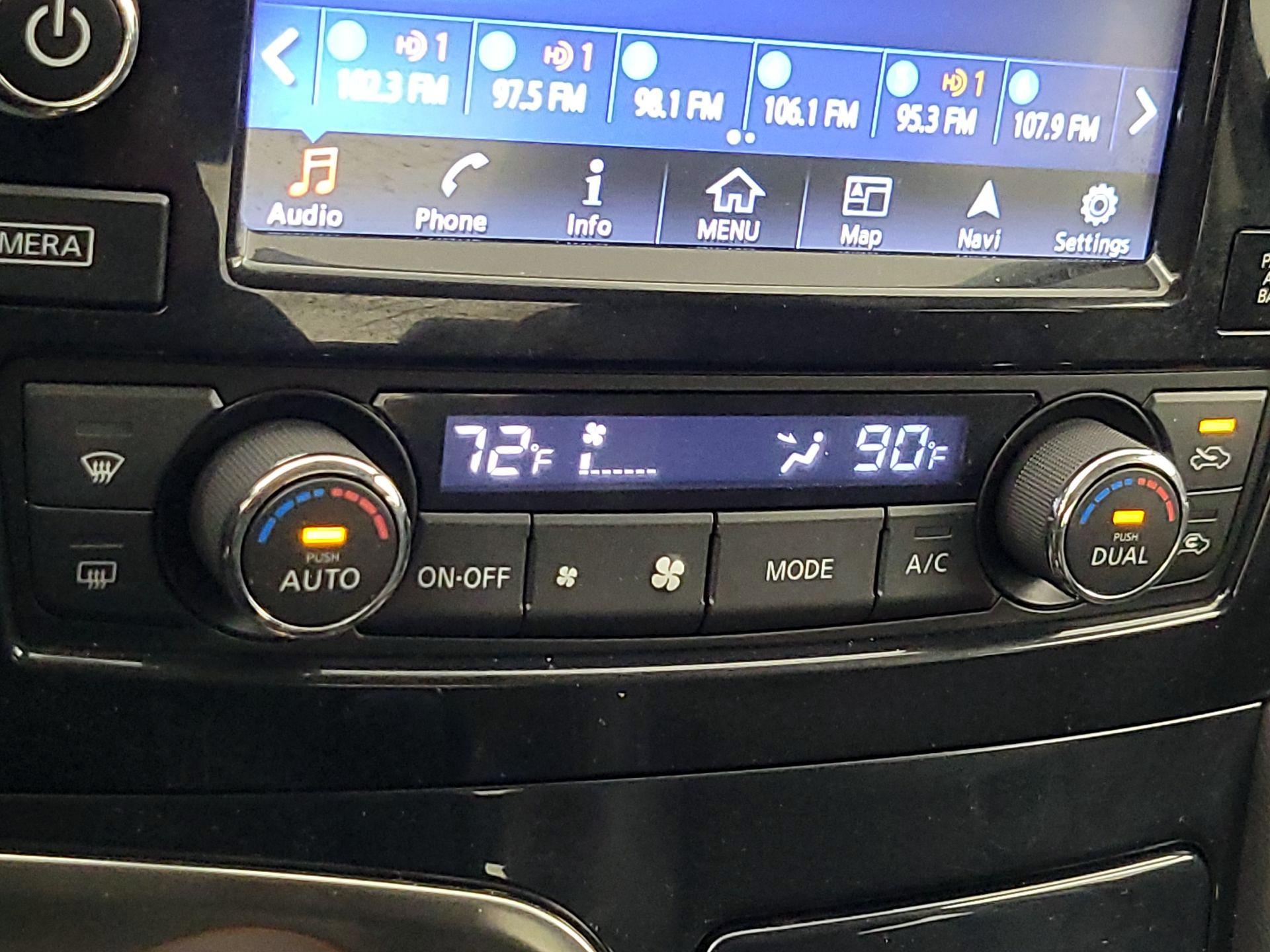 Thumbnail: 2018 Nissan Maxima - 17