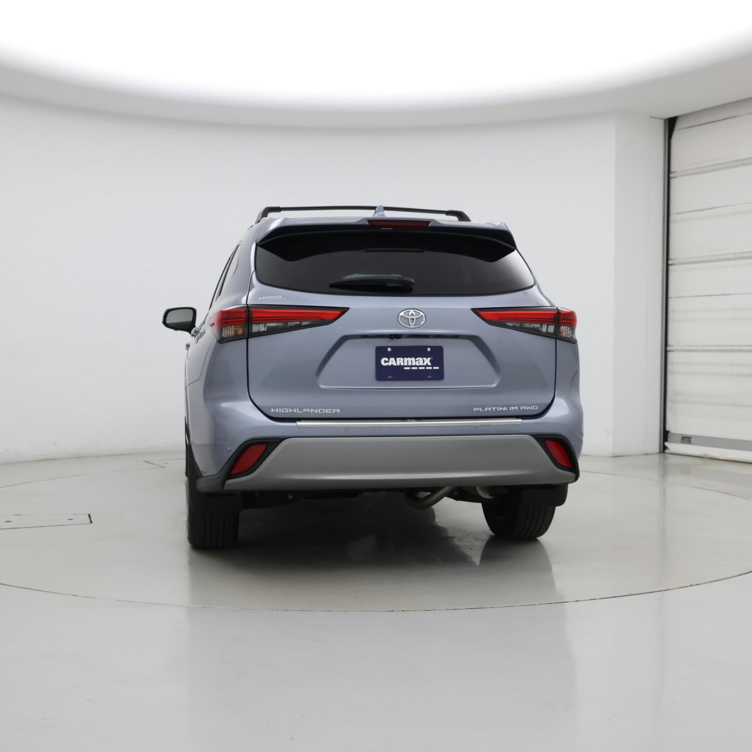 Thumbnail: 2023 Toyota Highlander - 6