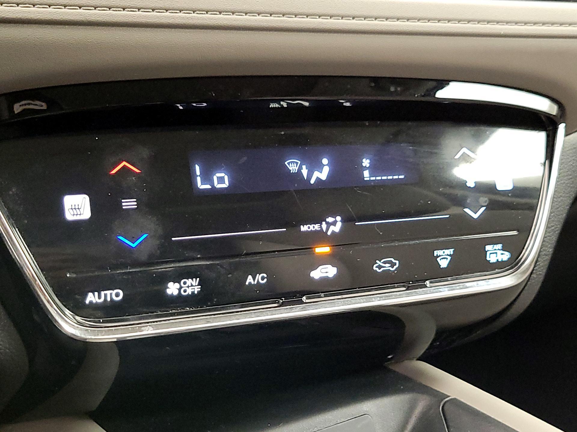 Thumbnail: 2016 Honda HR-V - 16