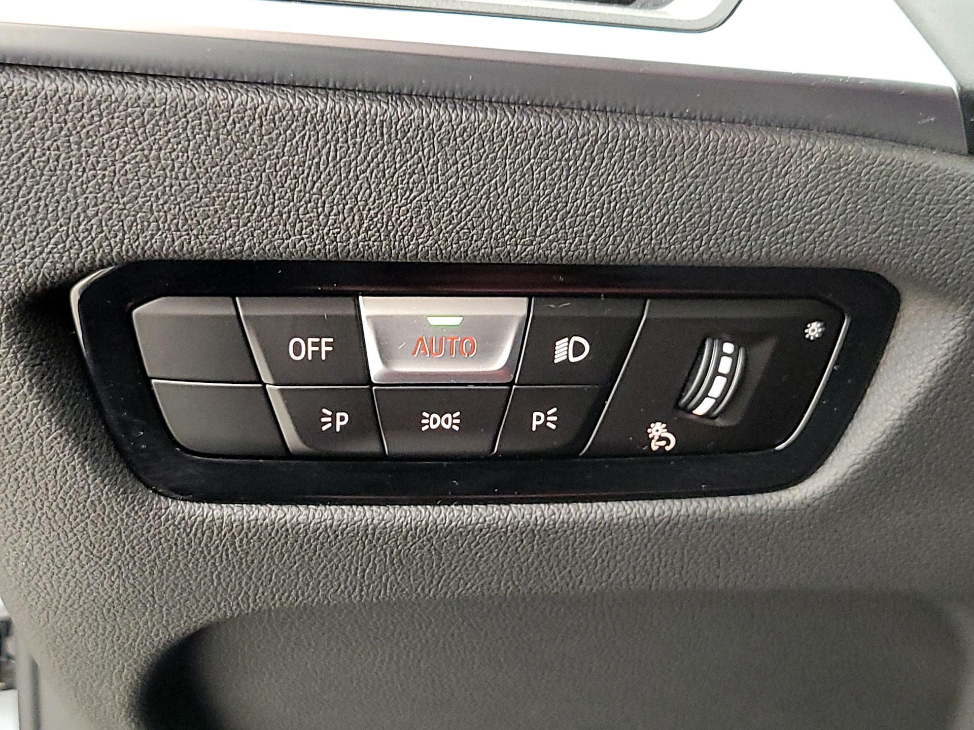 Thumbnail: 2023 BMW 2 Series - 13