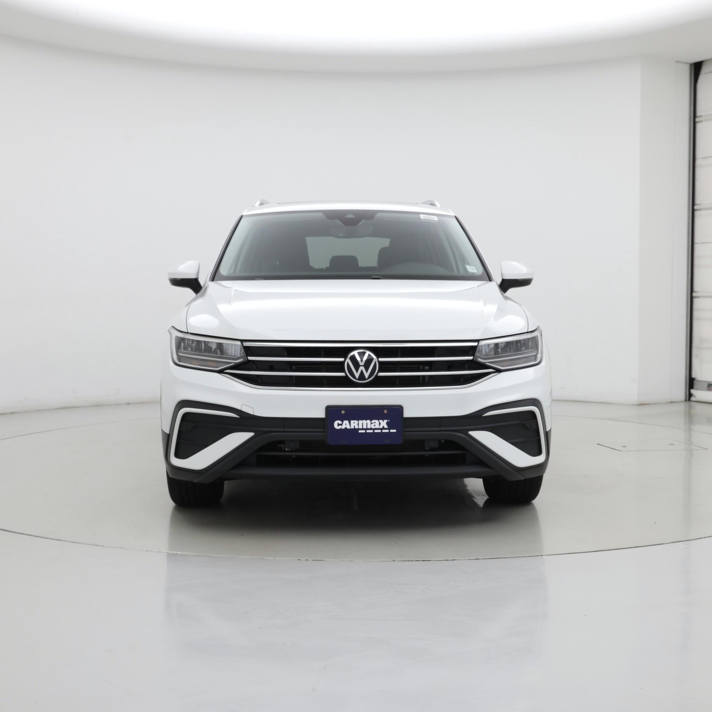 Thumbnail: 2022 Volkswagen Tiguan - 5