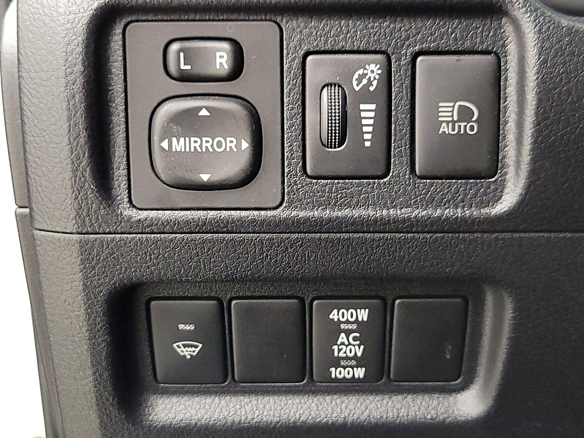 Thumbnail: 2020 Toyota 4Runner - 13