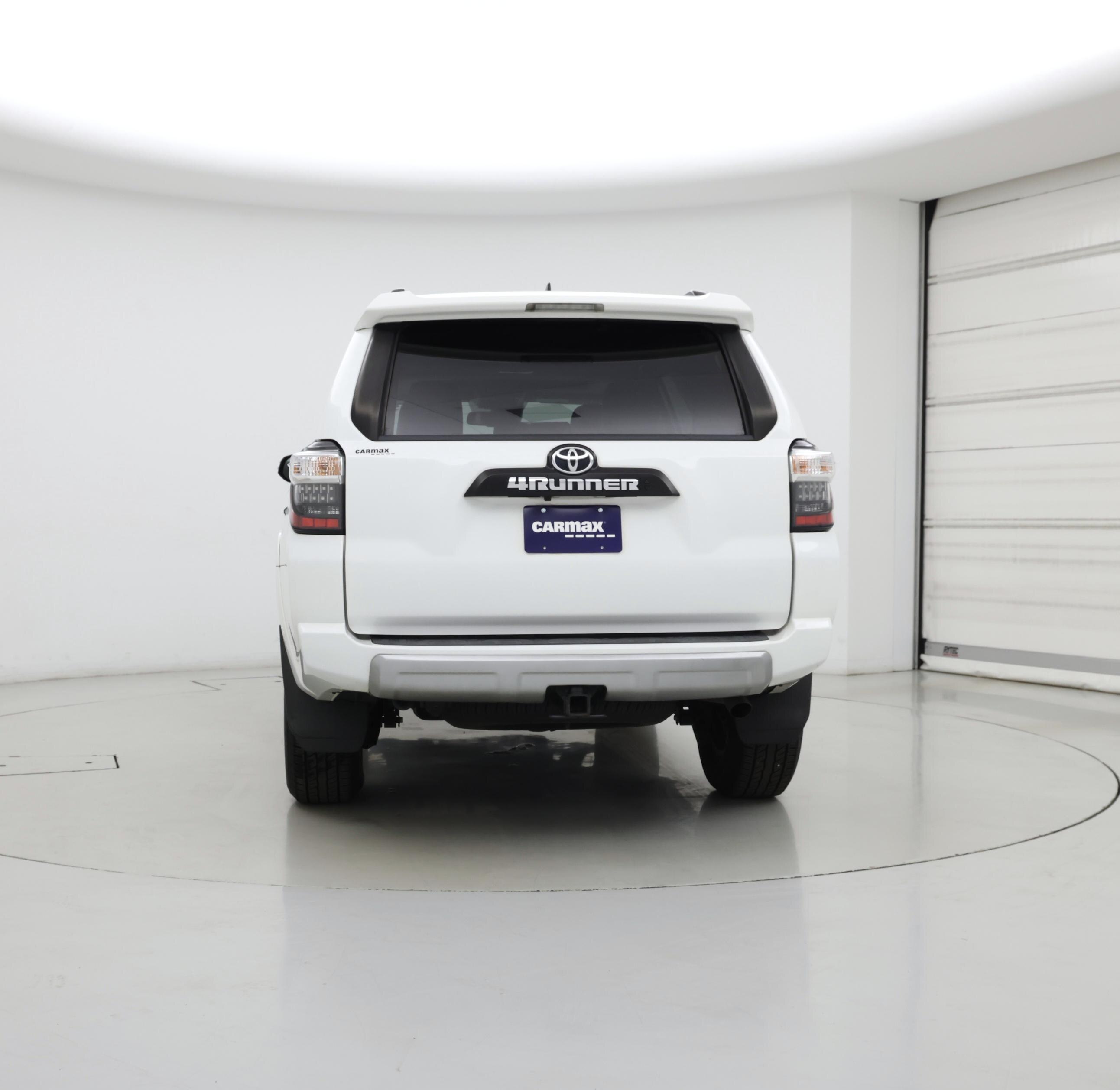 Thumbnail: 2020 Toyota 4Runner - 6