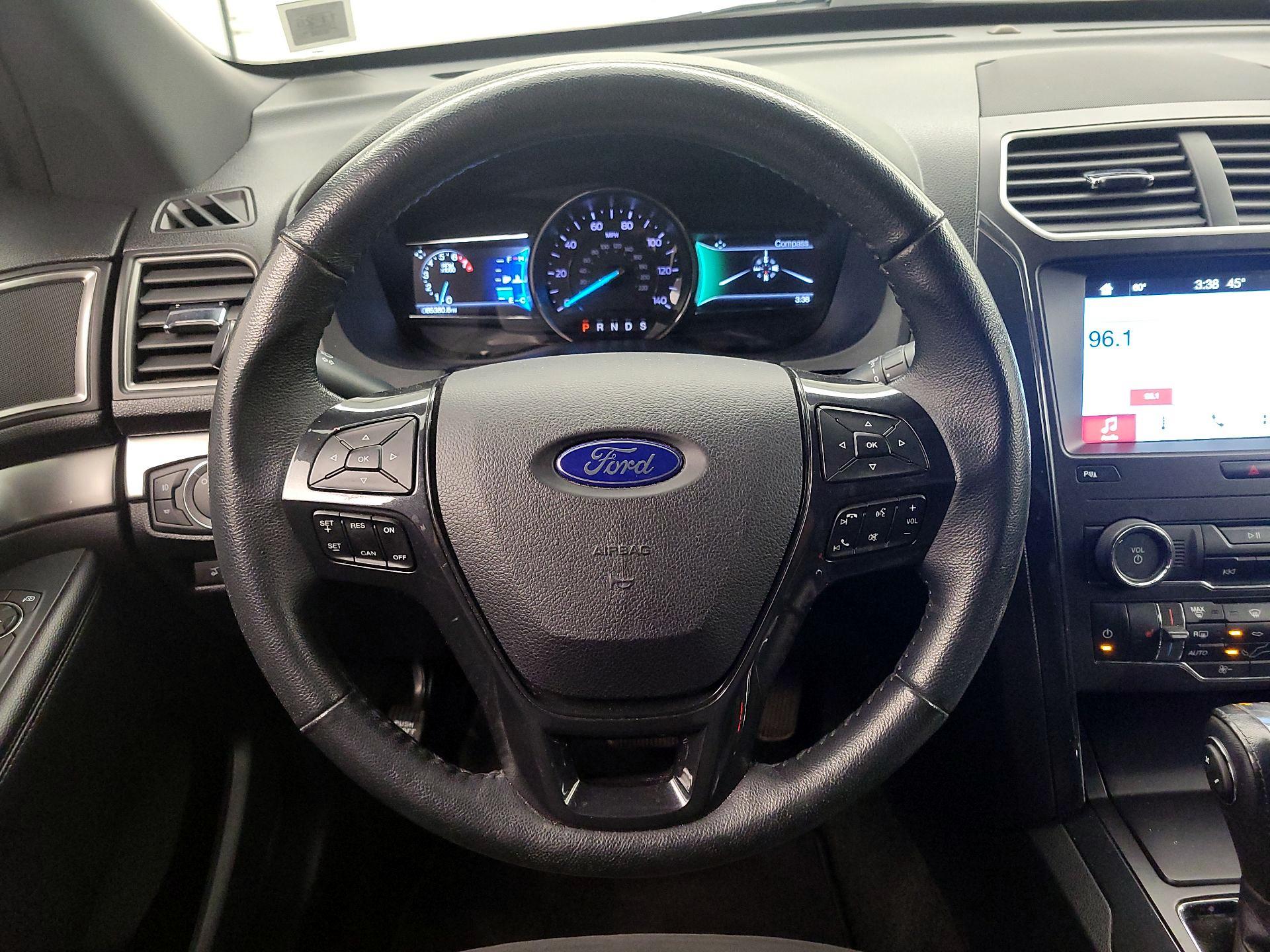 Thumbnail: 2018 Ford Explorer - 10