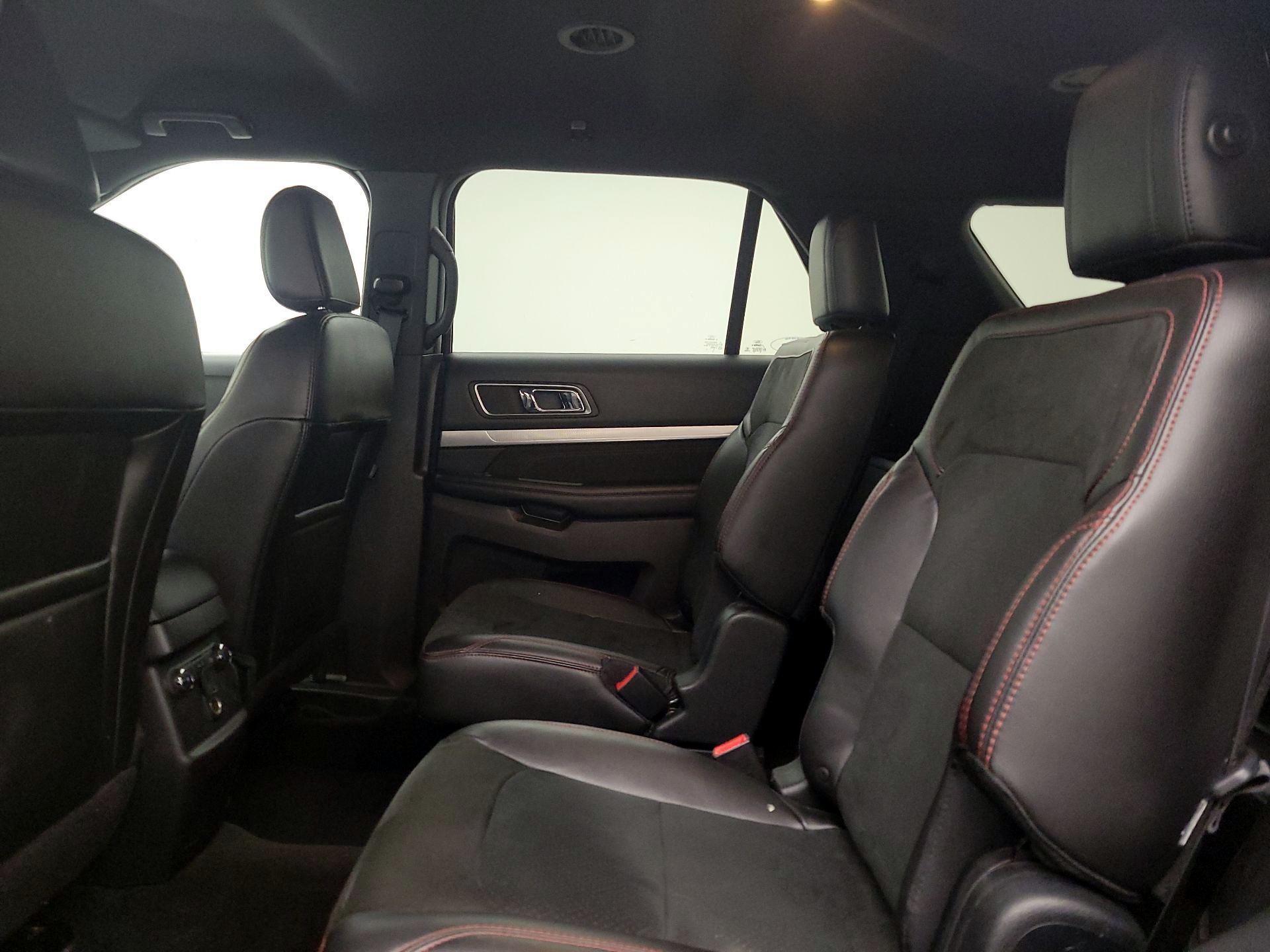 Thumbnail: 2018 Ford Explorer - 19