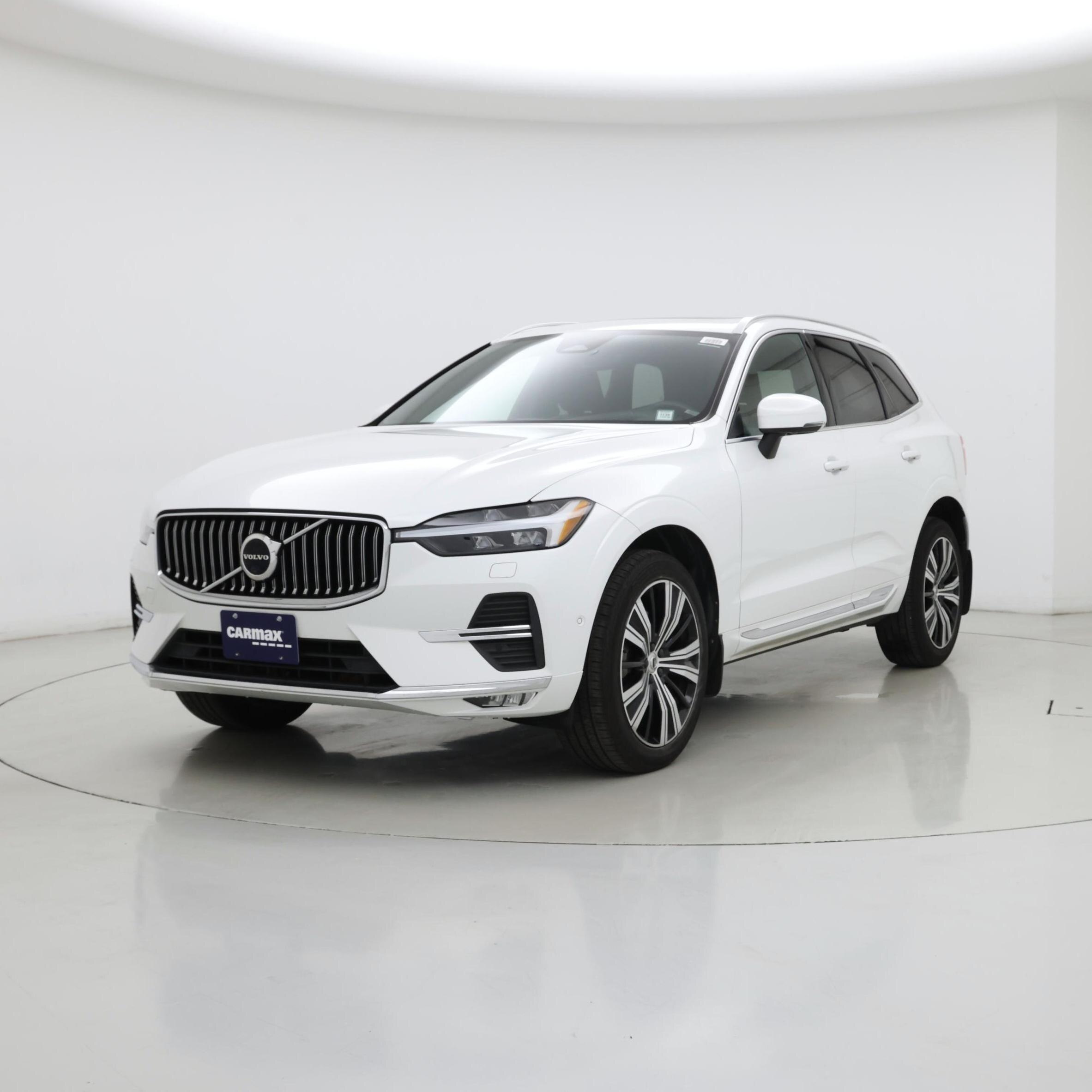 Thumbnail: 2022 Volvo XC60 - 4
