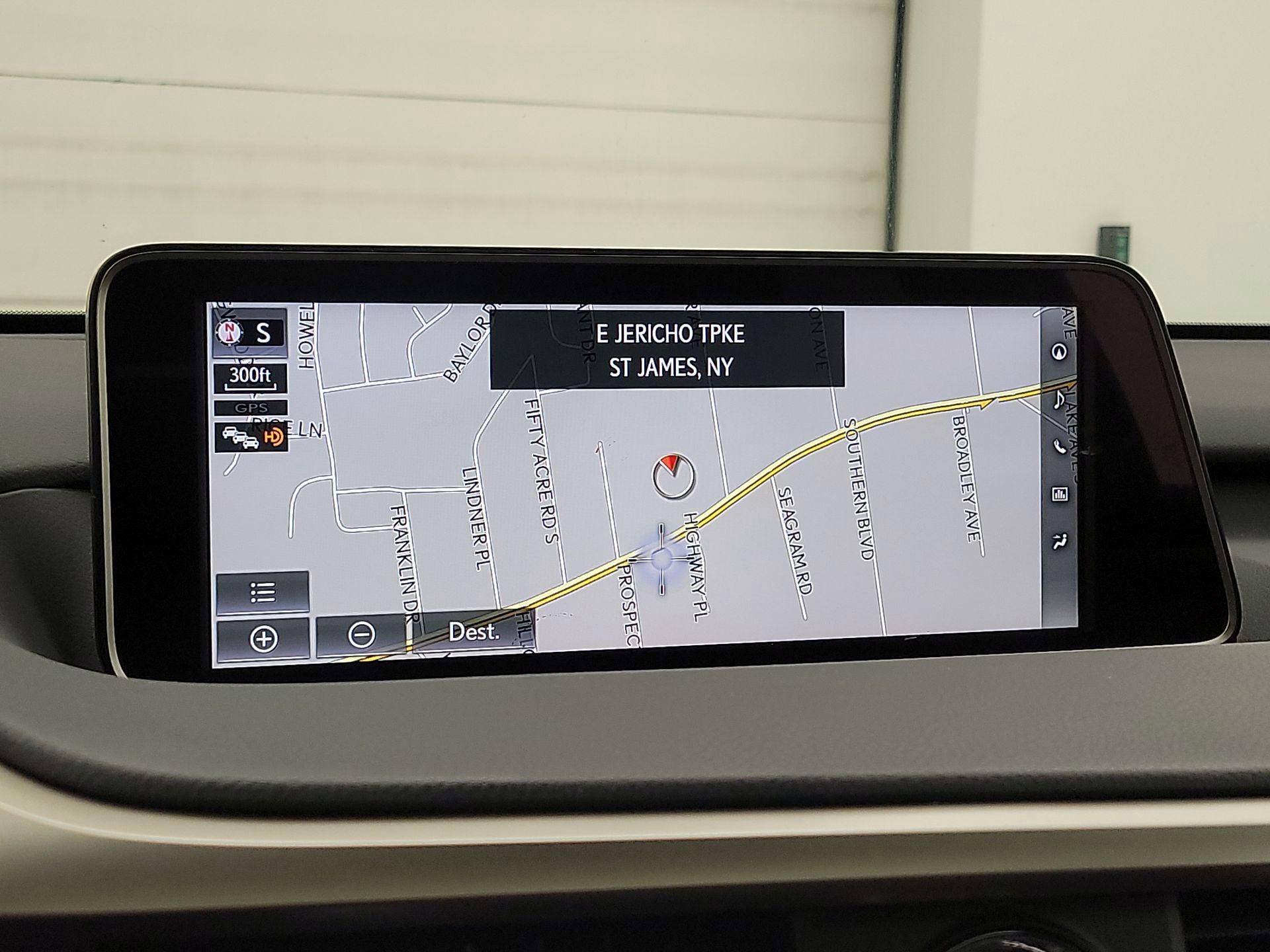 Thumbnail: 2018 Lexus RX - 14