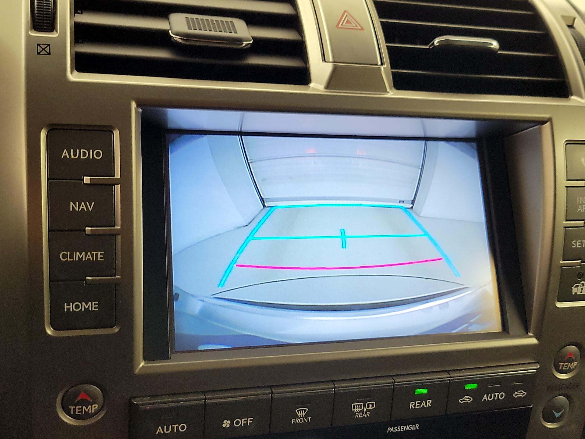 Thumbnail: 2016 Lexus GX - 15