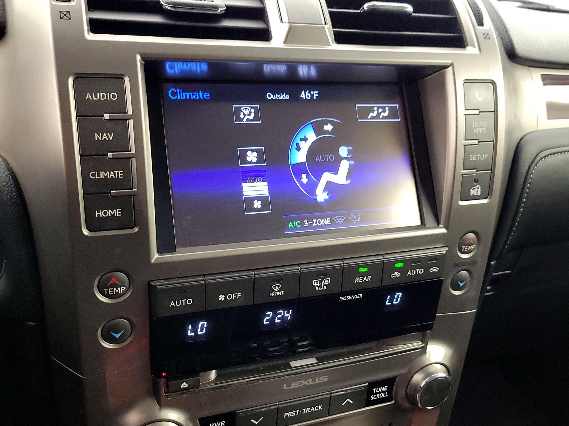 Thumbnail: 2016 Lexus GX - 17