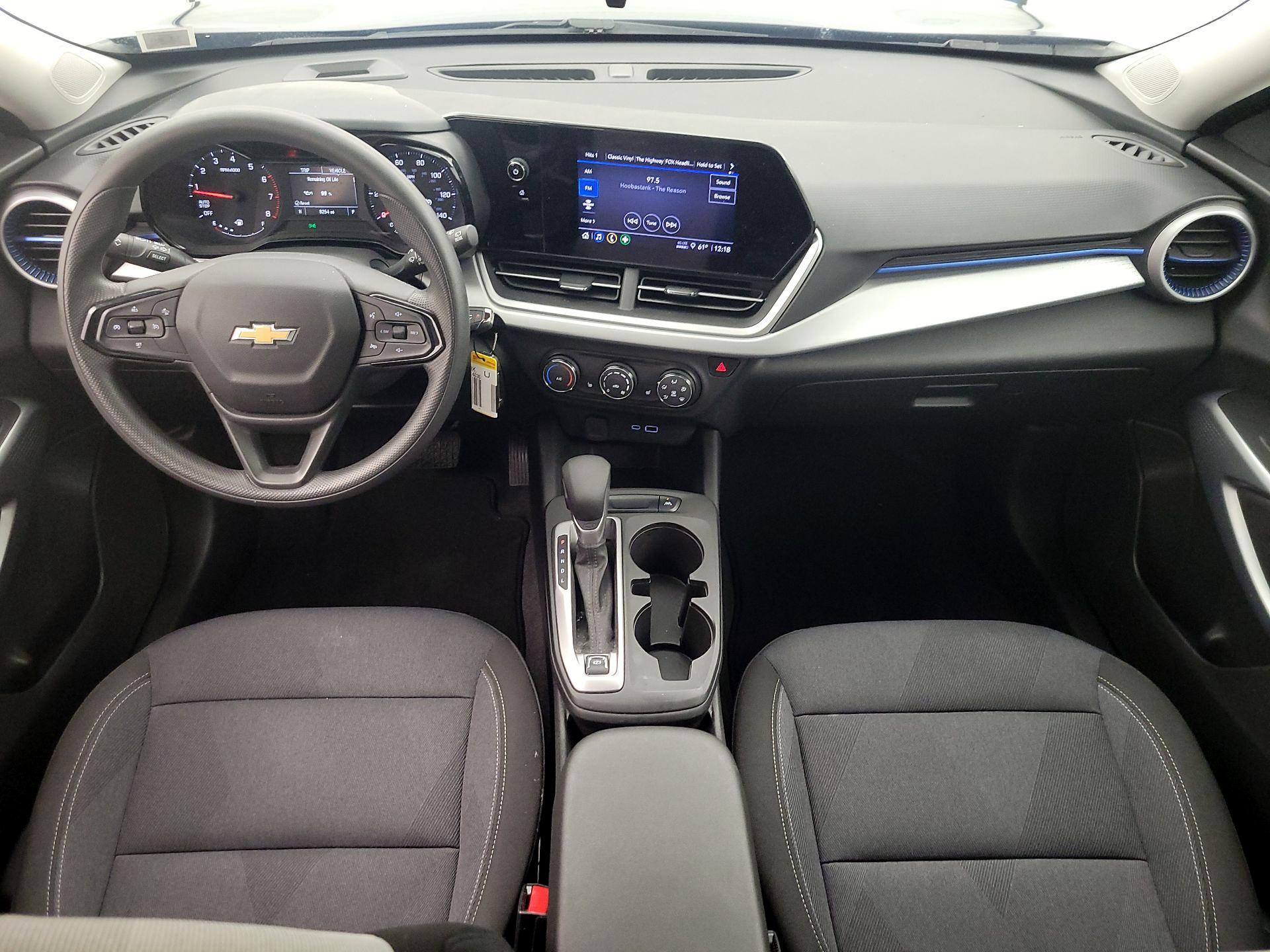 Thumbnail: 2024 Chevrolet Trax - 9