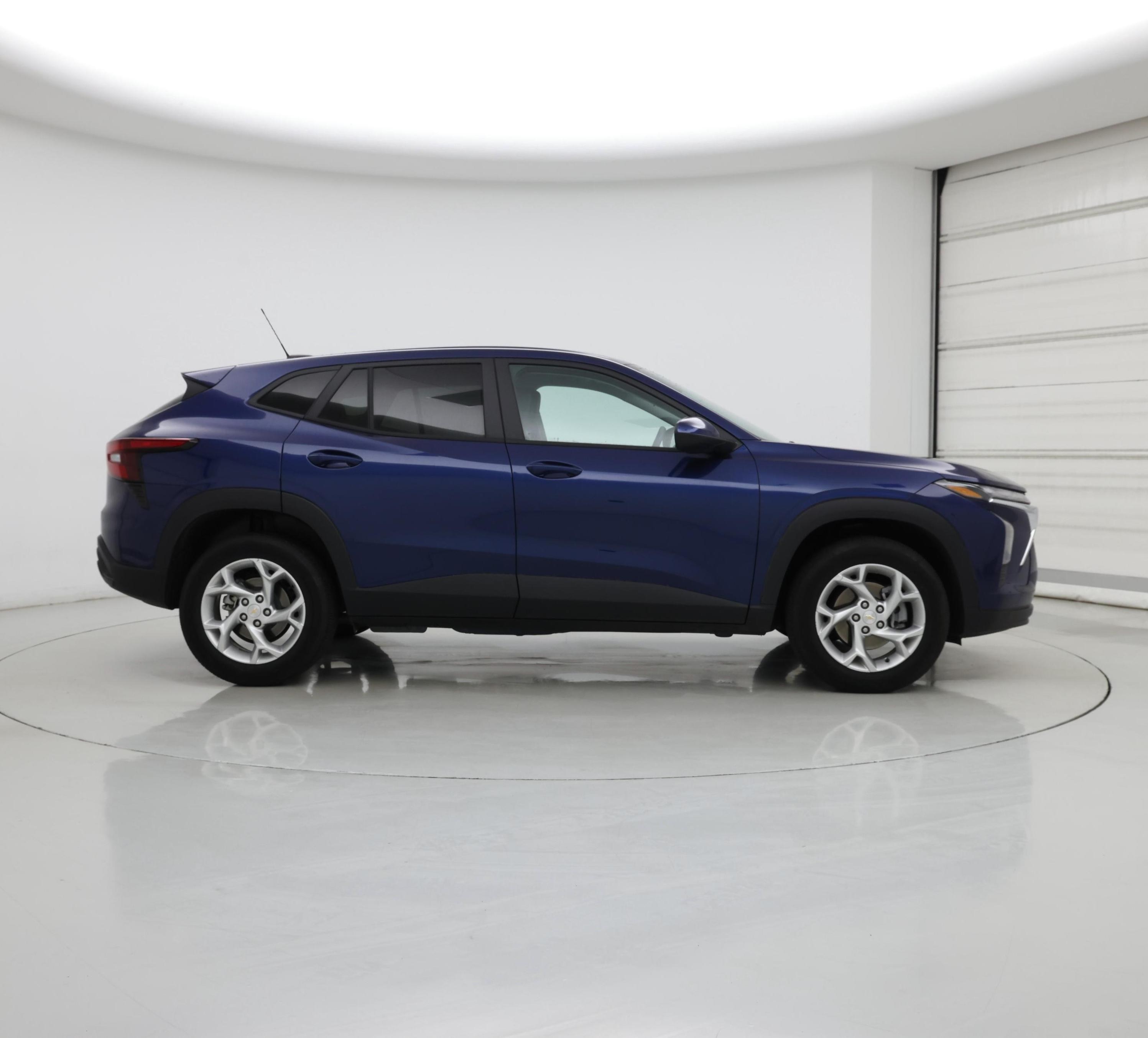 Thumbnail: 2024 Chevrolet Trax - 7