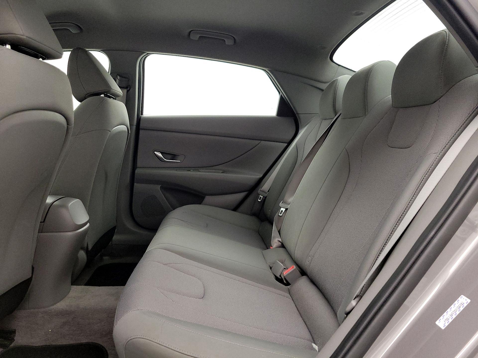 Thumbnail: 2021 Hyundai Elantra - 19