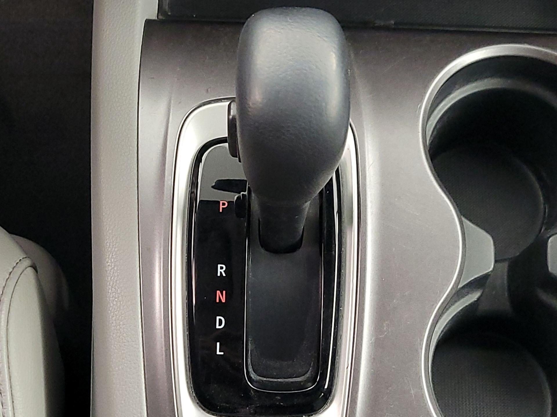 Thumbnail: 2020 Honda Pilot - 17