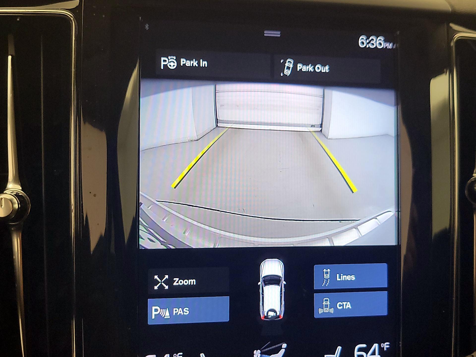 Thumbnail: 2019 Volvo XC60 - 15