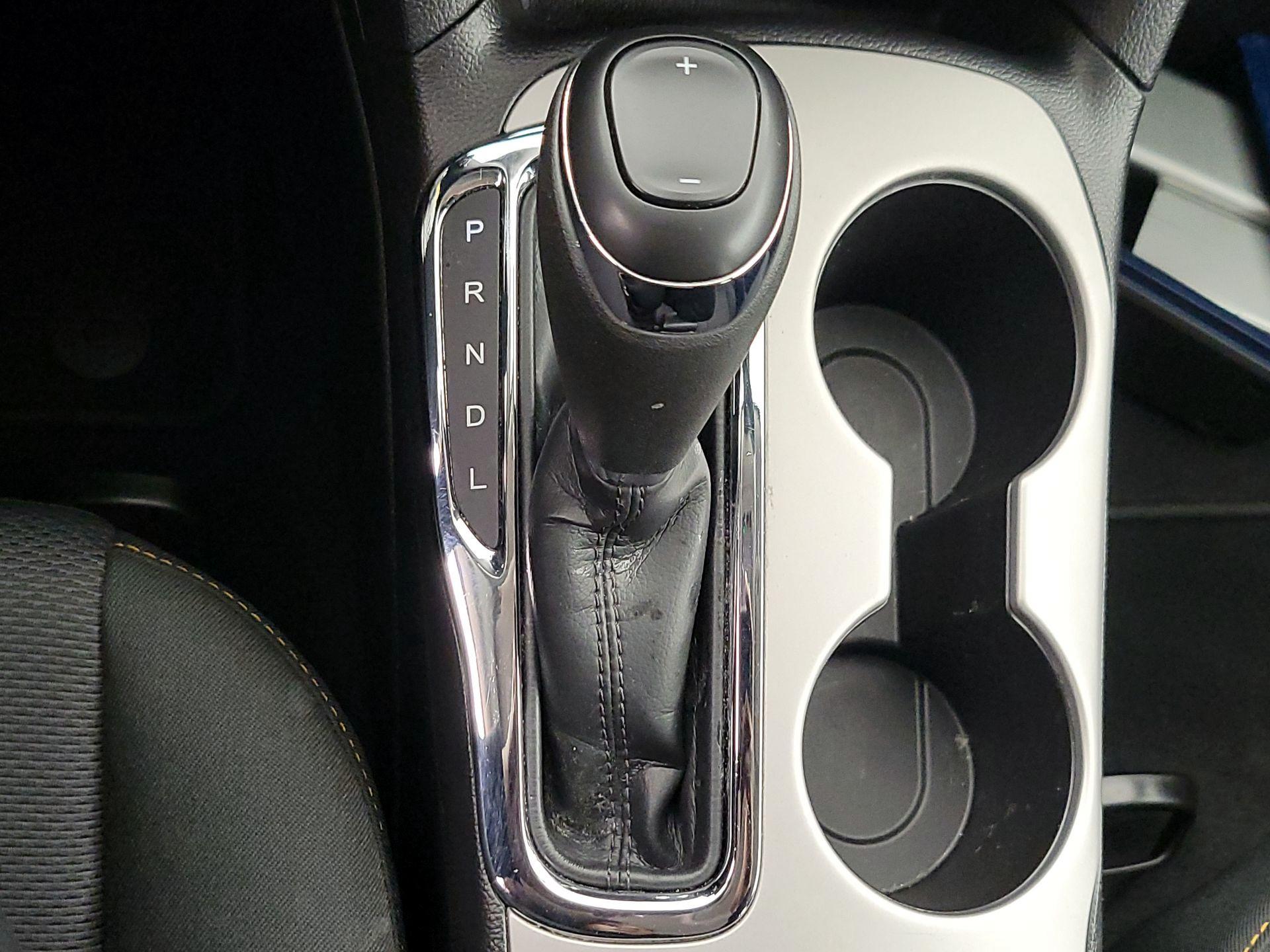 Thumbnail: 2018 Chevrolet Cruze - 17