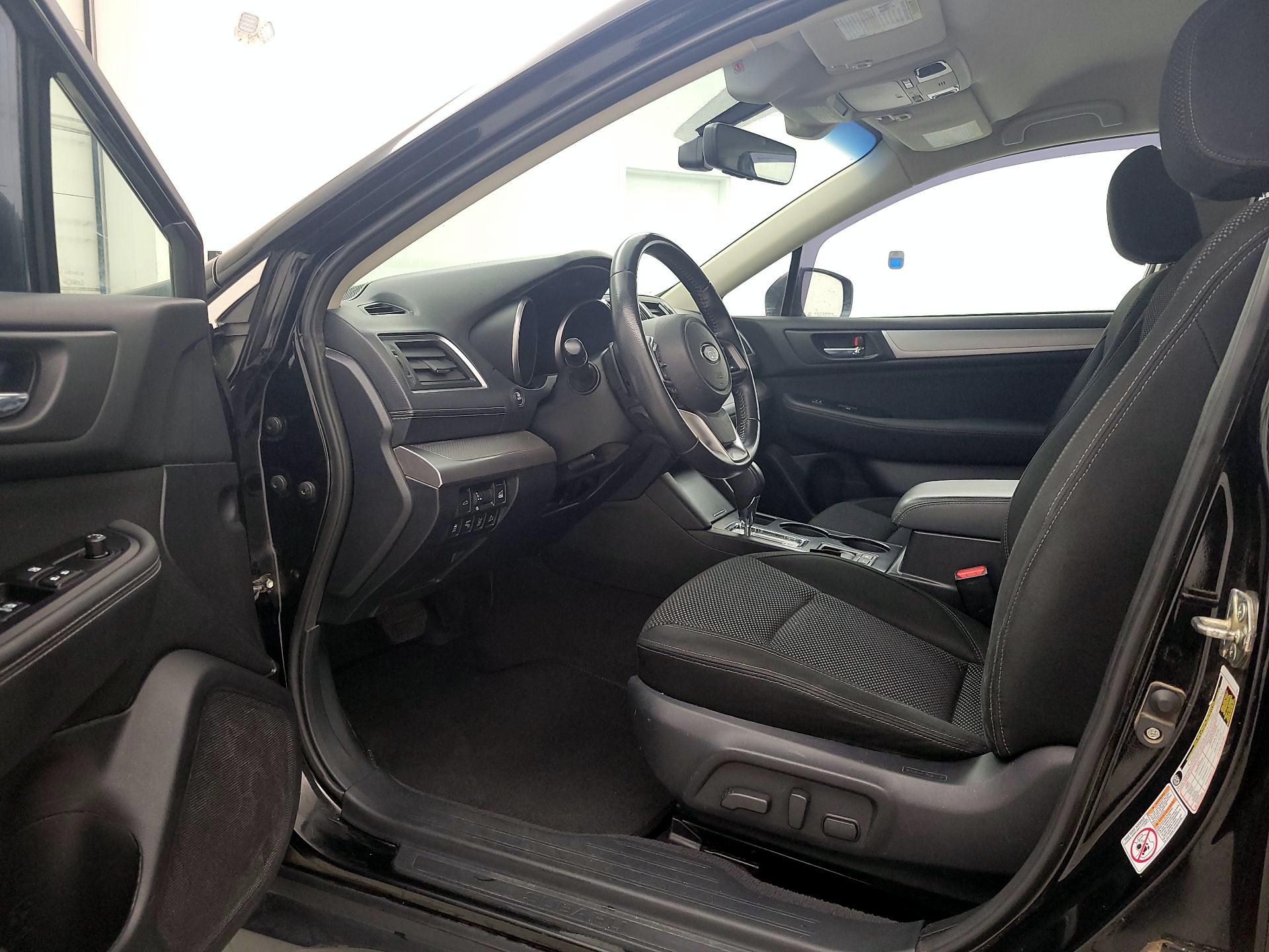 Thumbnail: 2018 Subaru Outback - 11