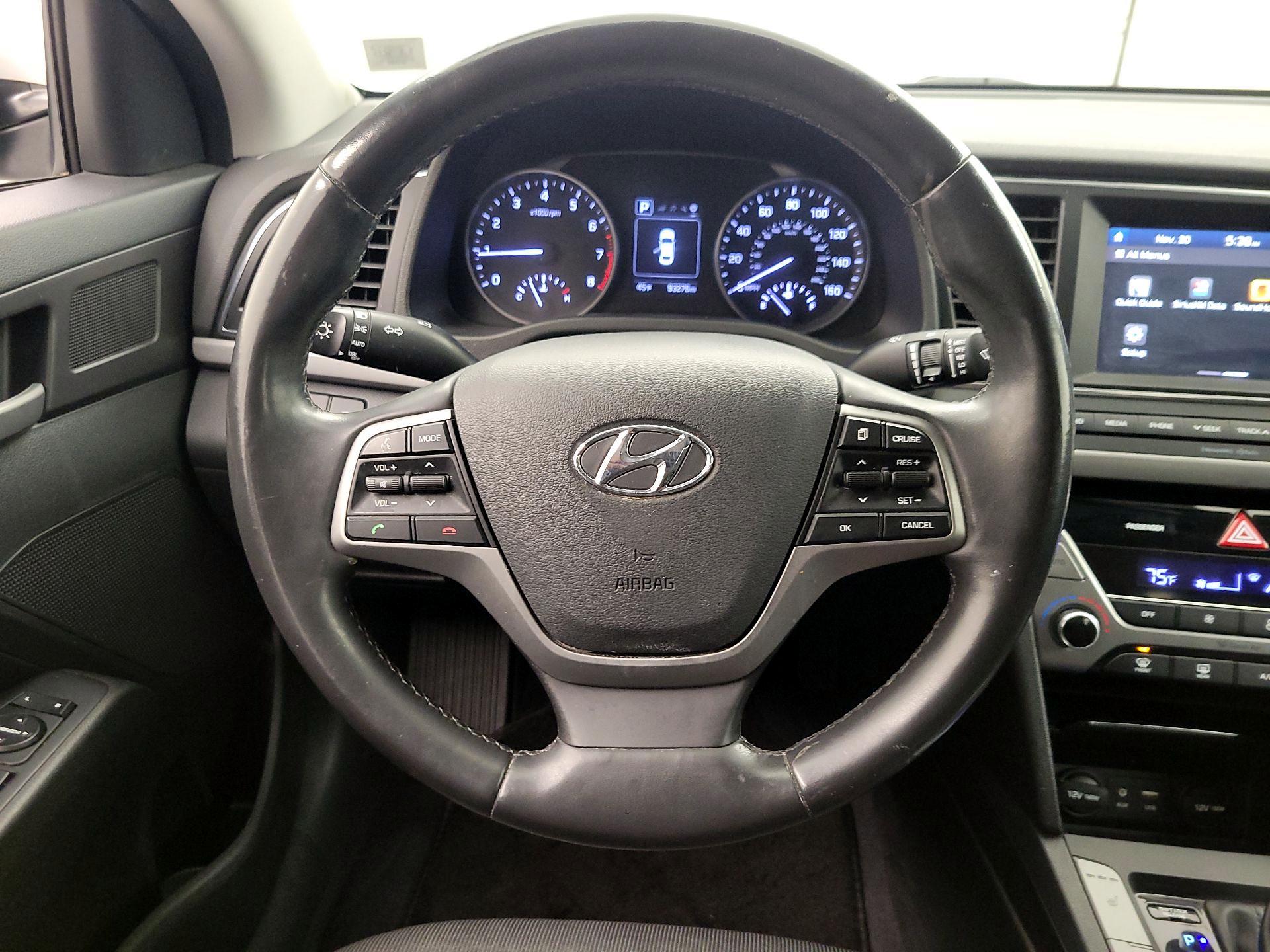 Thumbnail: 2017 Hyundai Elantra - 10