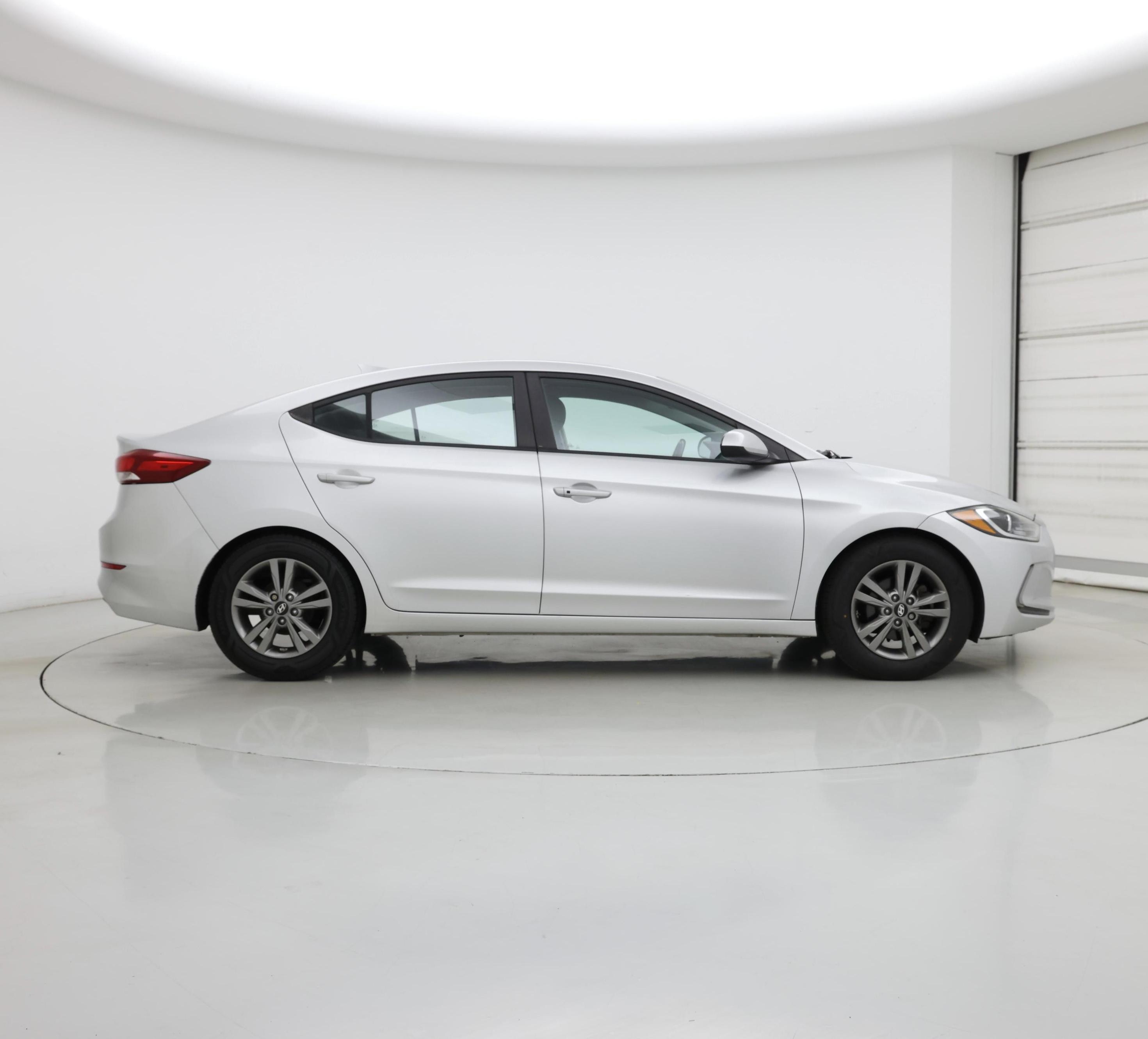 Thumbnail: 2017 Hyundai Elantra - 7