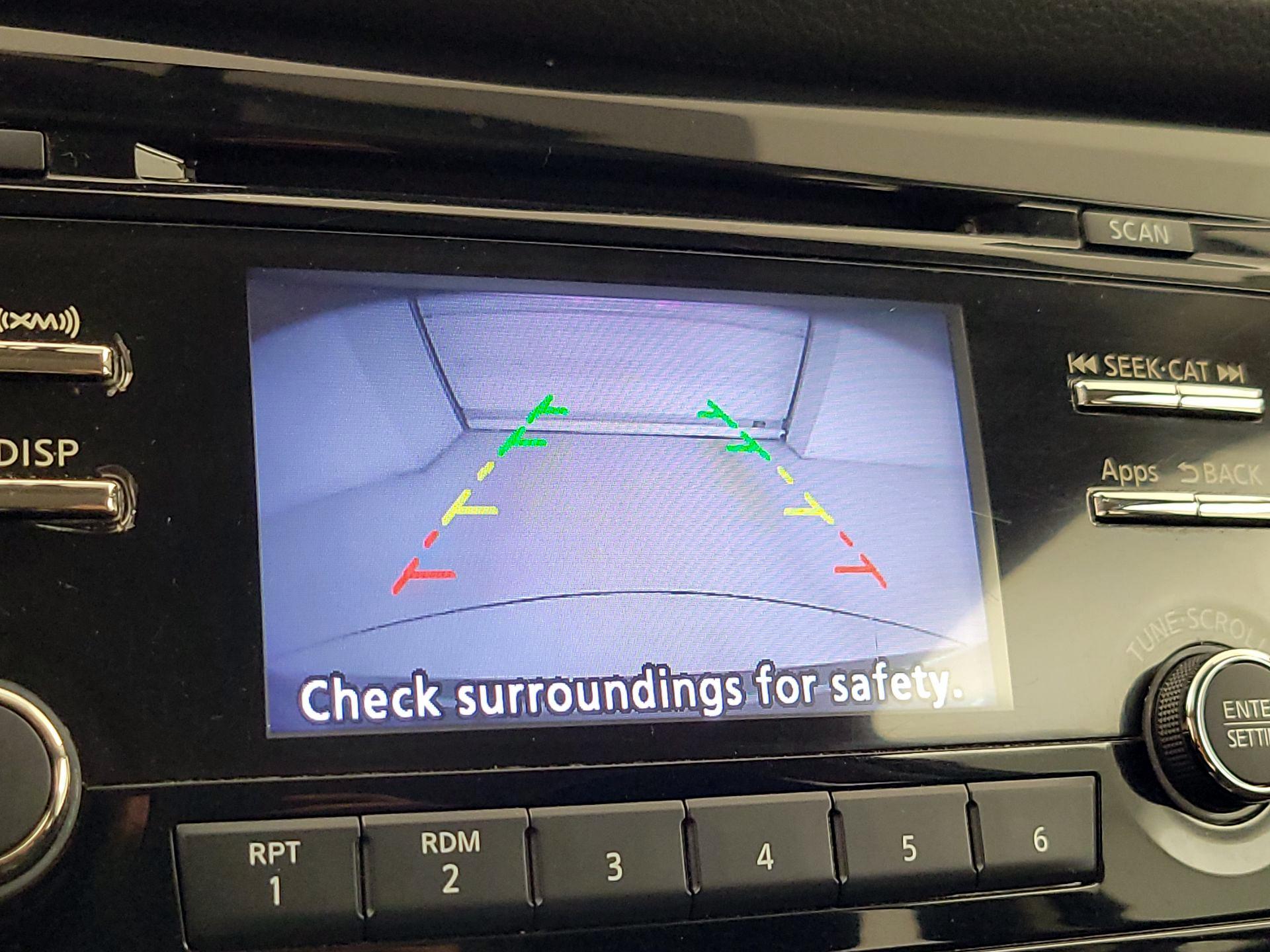 Thumbnail: 2016 Nissan Rogue - 14