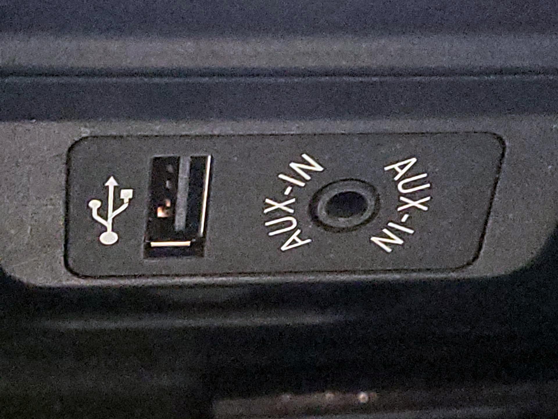 Thumbnail: 2016 BMW X5 - 19