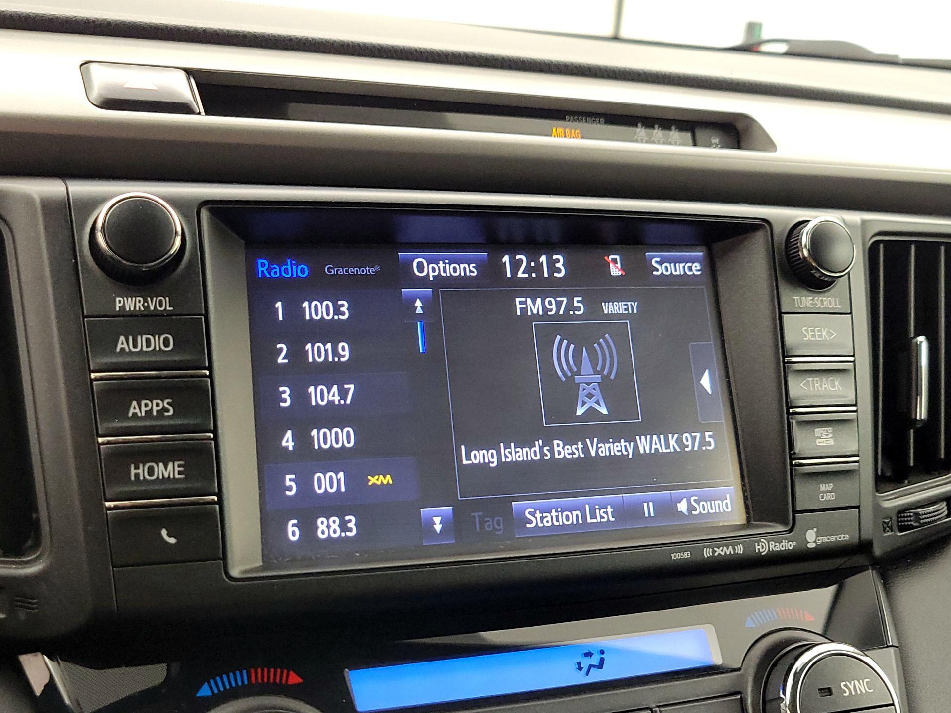 Thumbnail: 2018 Toyota RAV4 - 16