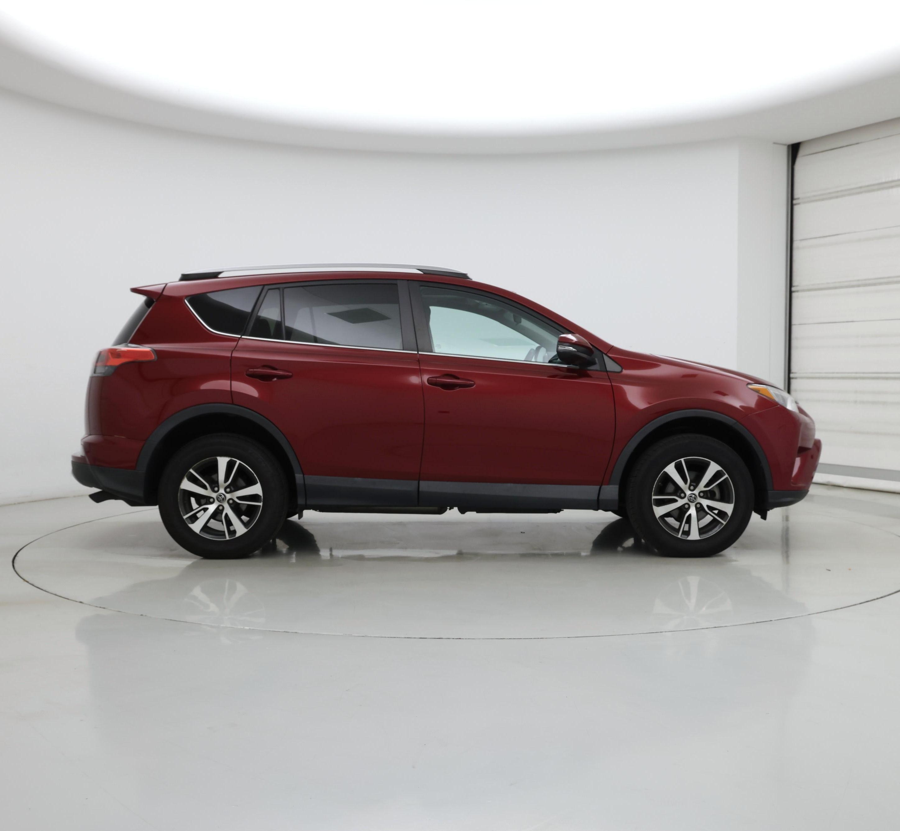 Thumbnail: 2018 Toyota RAV4 - 7