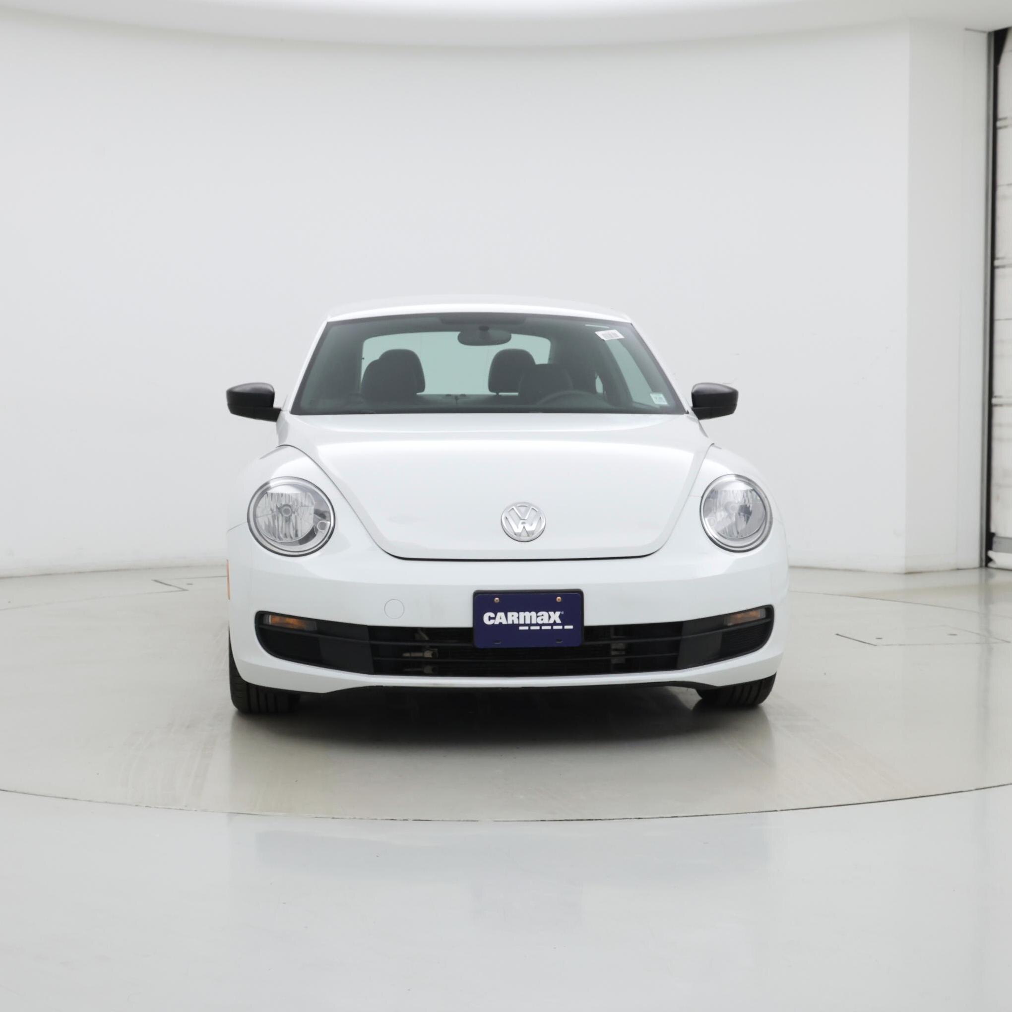 Thumbnail: 2015 Volkswagen Beetle - 5