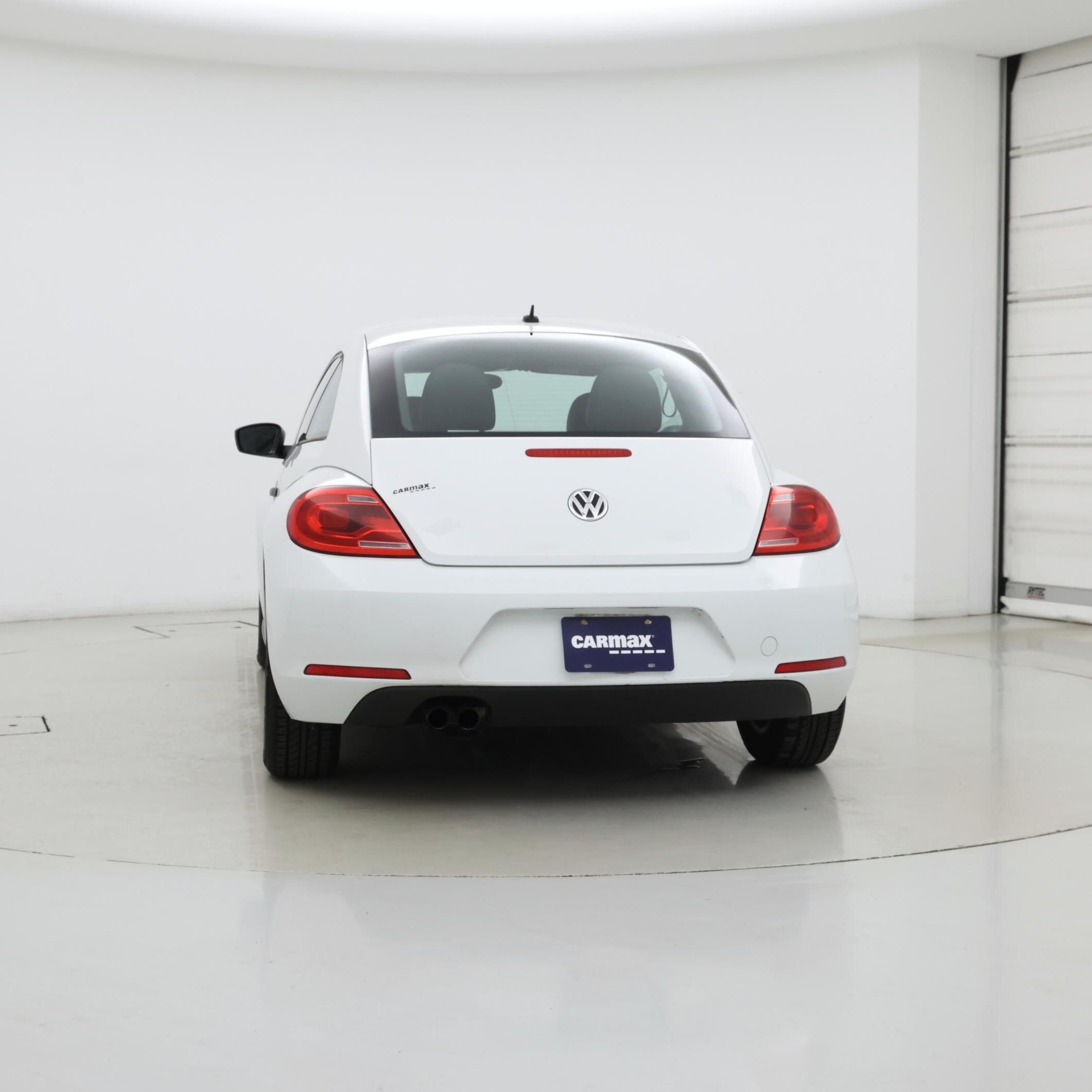 Thumbnail: 2015 Volkswagen Beetle - 6