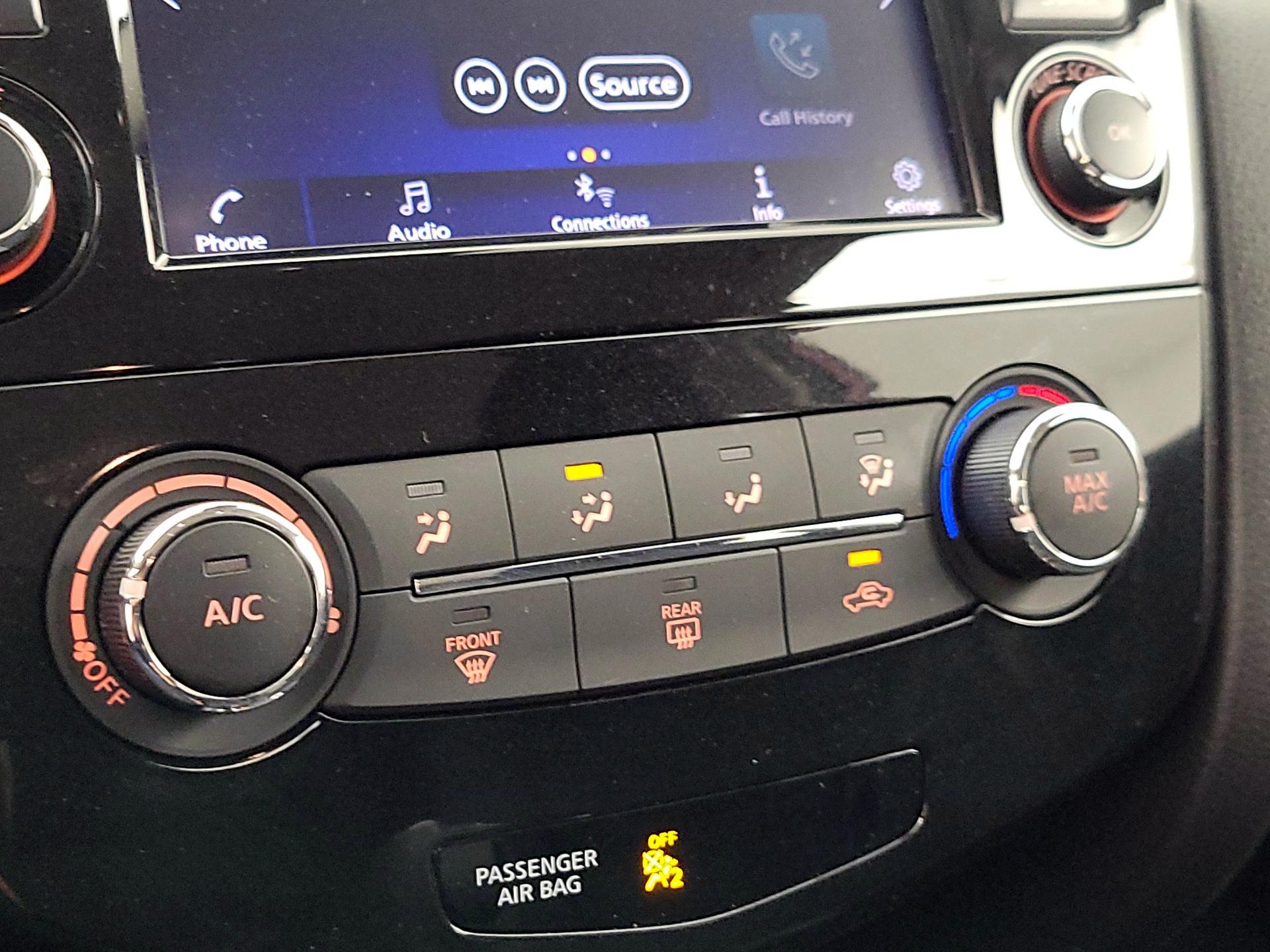 Thumbnail: 2022 Nissan Rogue Sport - 16