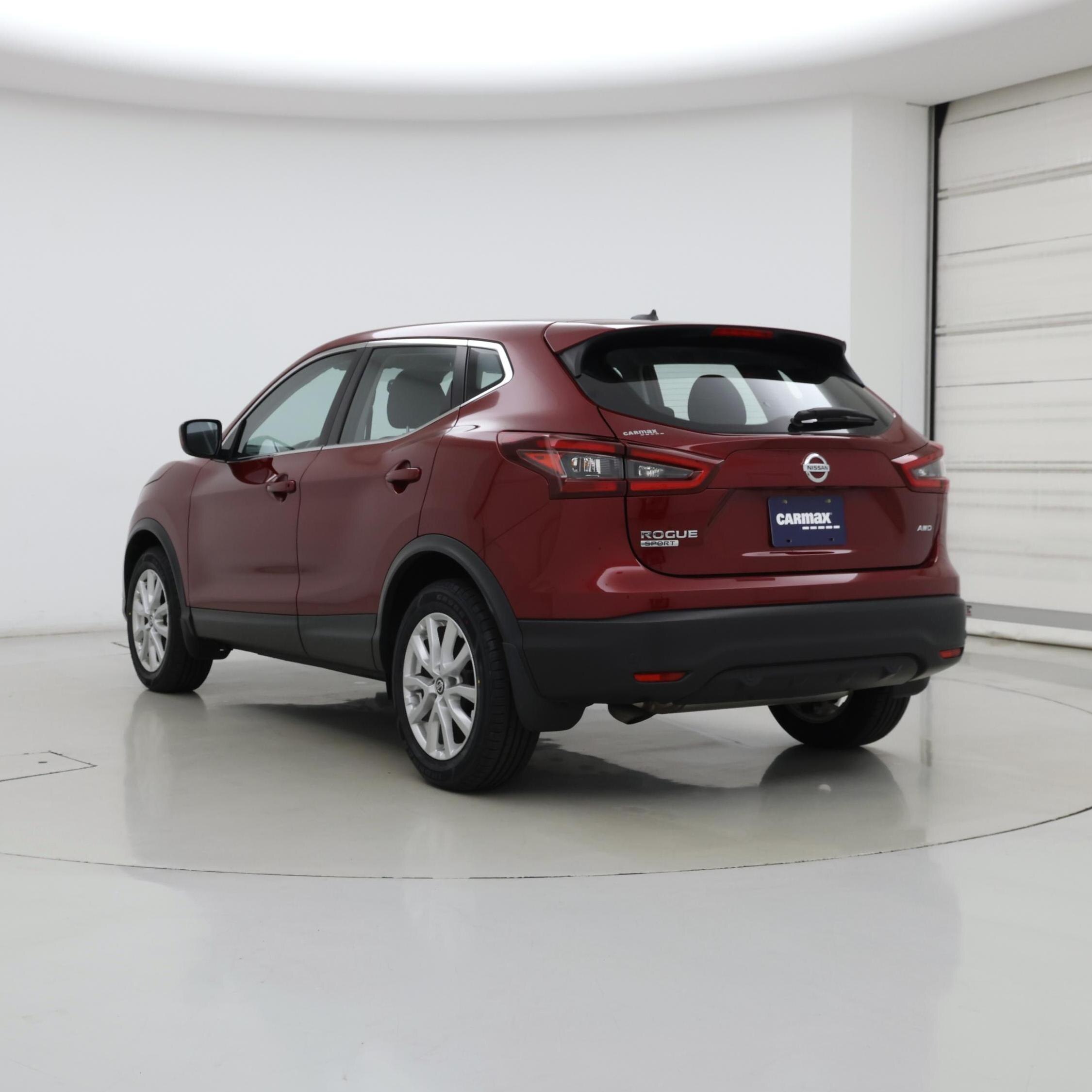 Thumbnail: 2022 Nissan Rogue Sport - 2