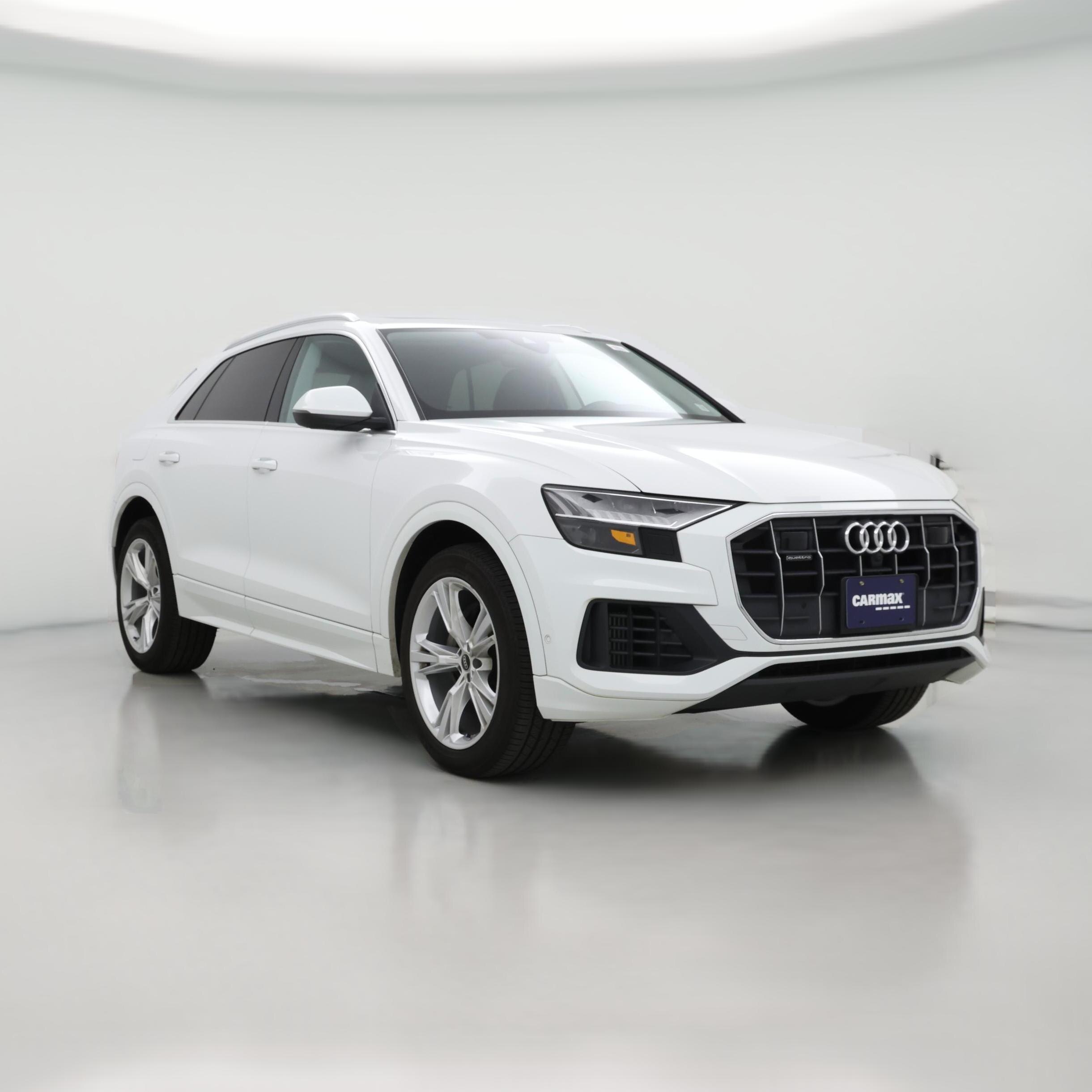 Thumbnail: 2023 Audi Q8 - 1