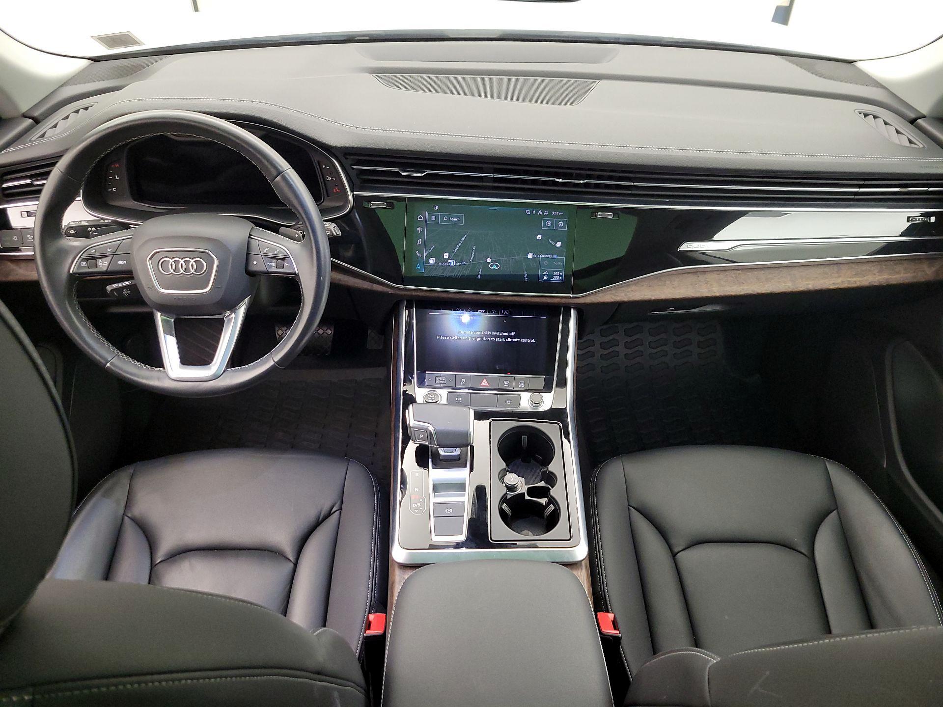 Thumbnail: 2023 Audi Q8 - 9